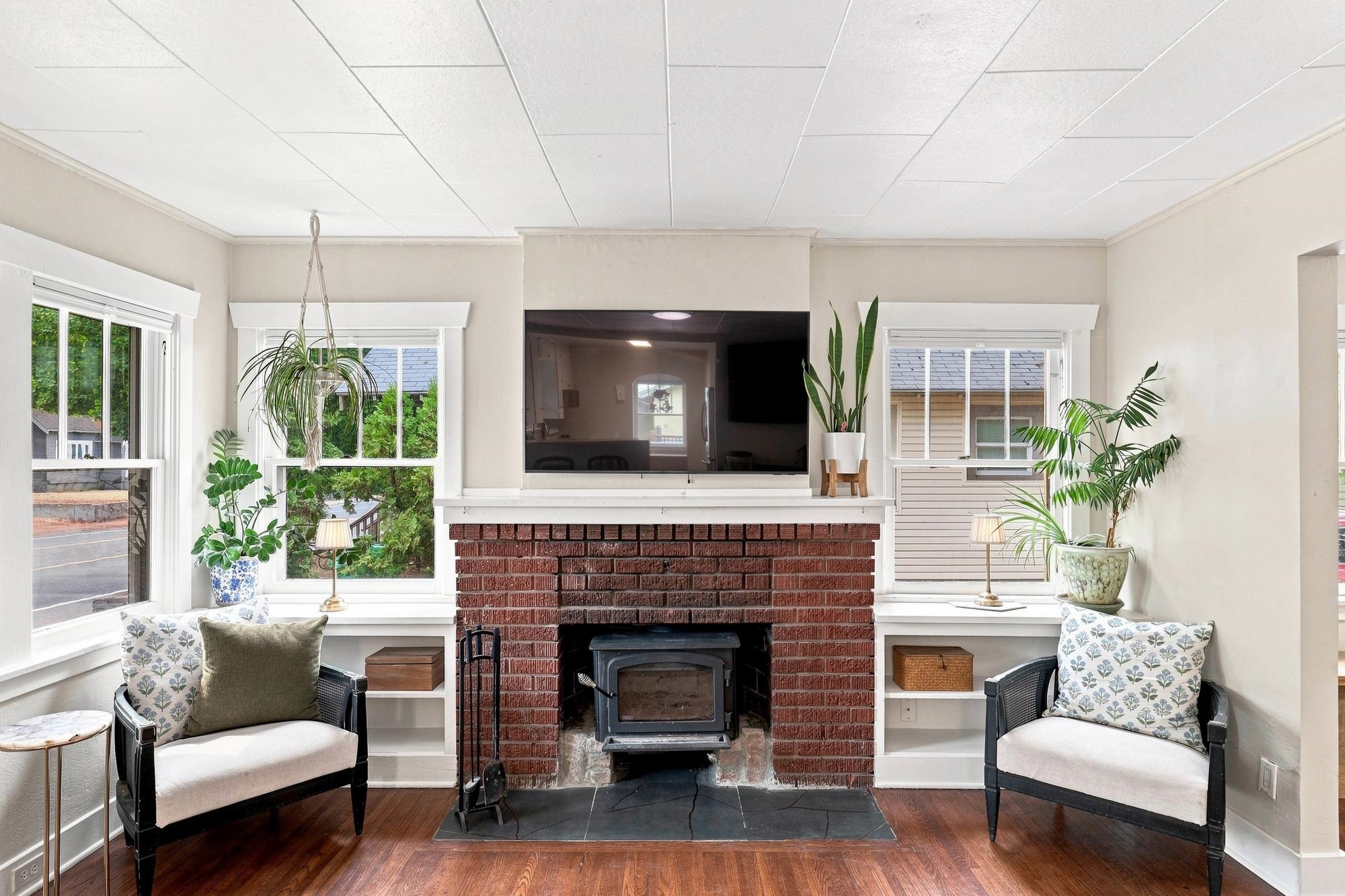 35 E 29th Ave - Photo 3