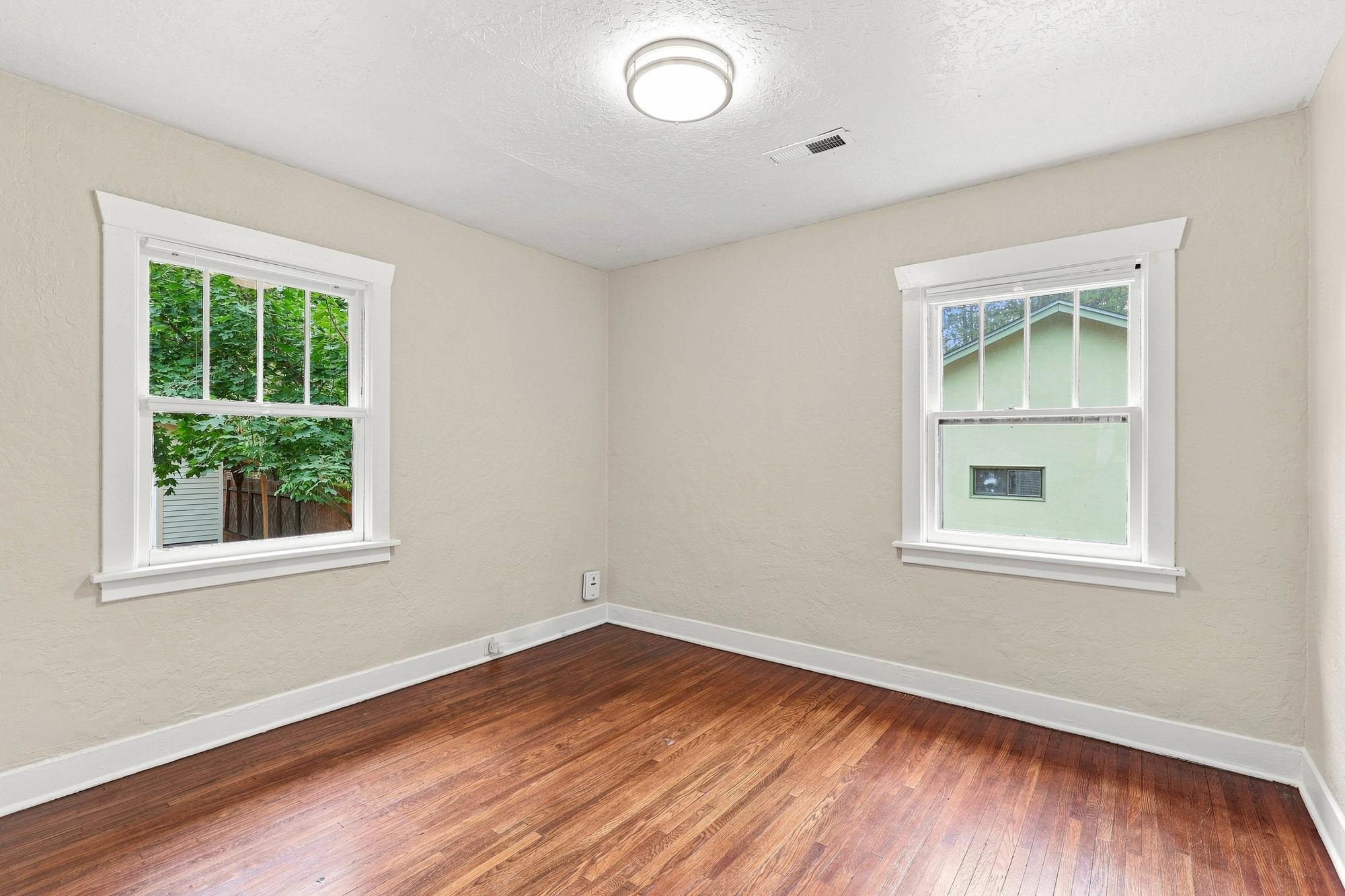 35 E 29th Ave - Photo 14