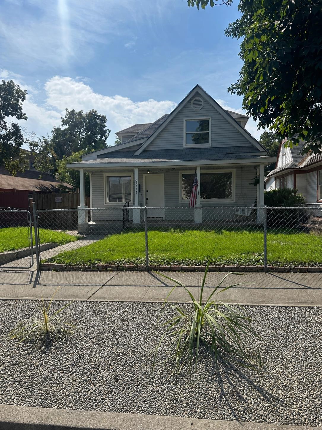 2211 W Gardner Ave - Photo 3