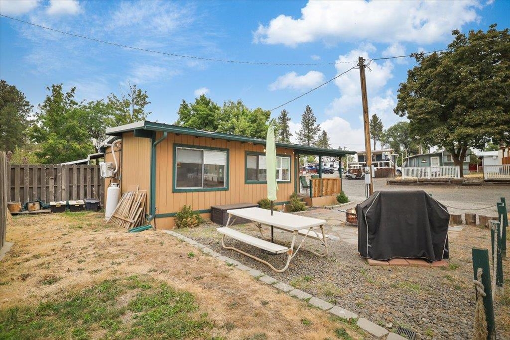 33801 S Badger Ln - Photo 2