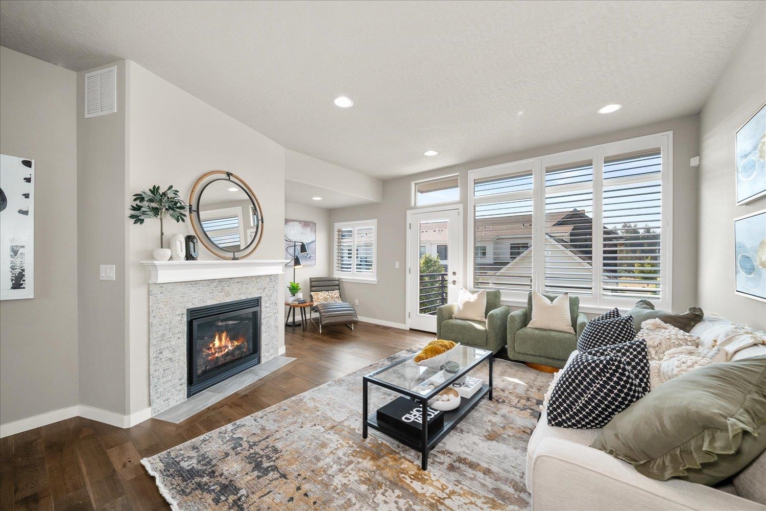 2377 W Summit Pkwy - Photo 17