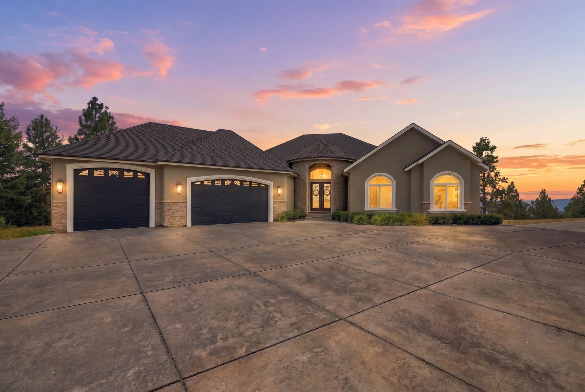 11024 N Lookout View Ln - Photo 1