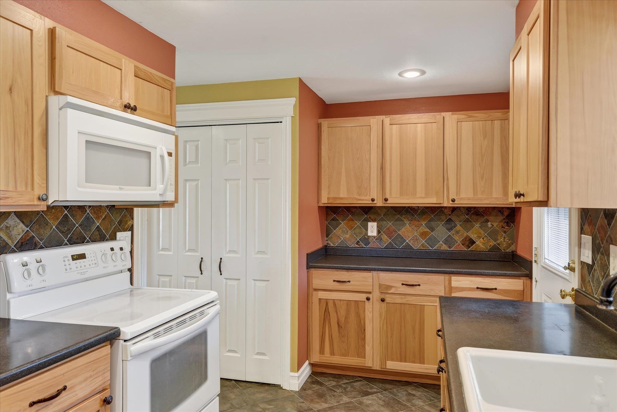534 E COZZA Dr - Photo 16