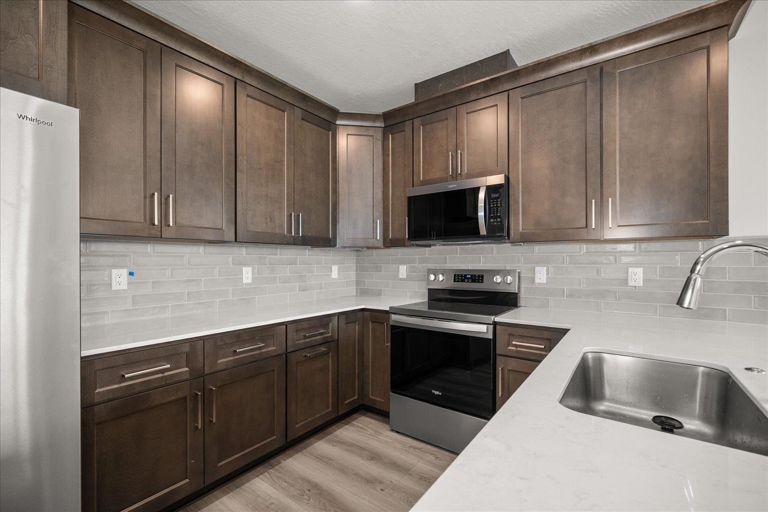 21090 E Indiana Ave - Photo 11
