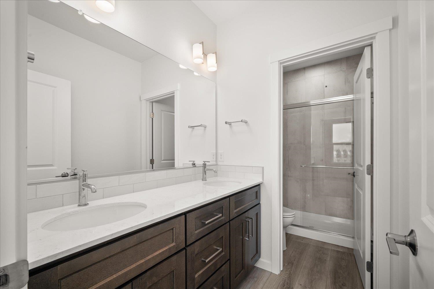 21090 E Indiana Ave - Photo 16