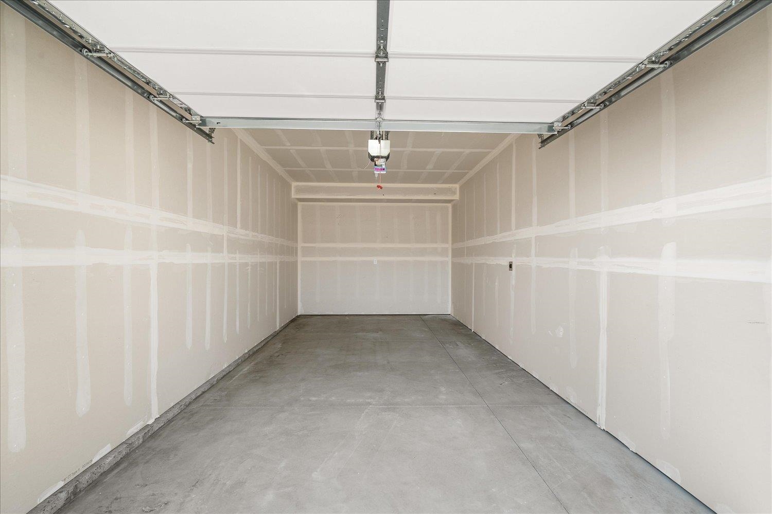 21090 E Indiana Ave - Photo 24