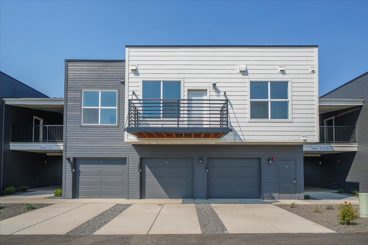 21090 E Indiana Ave - Photo 25