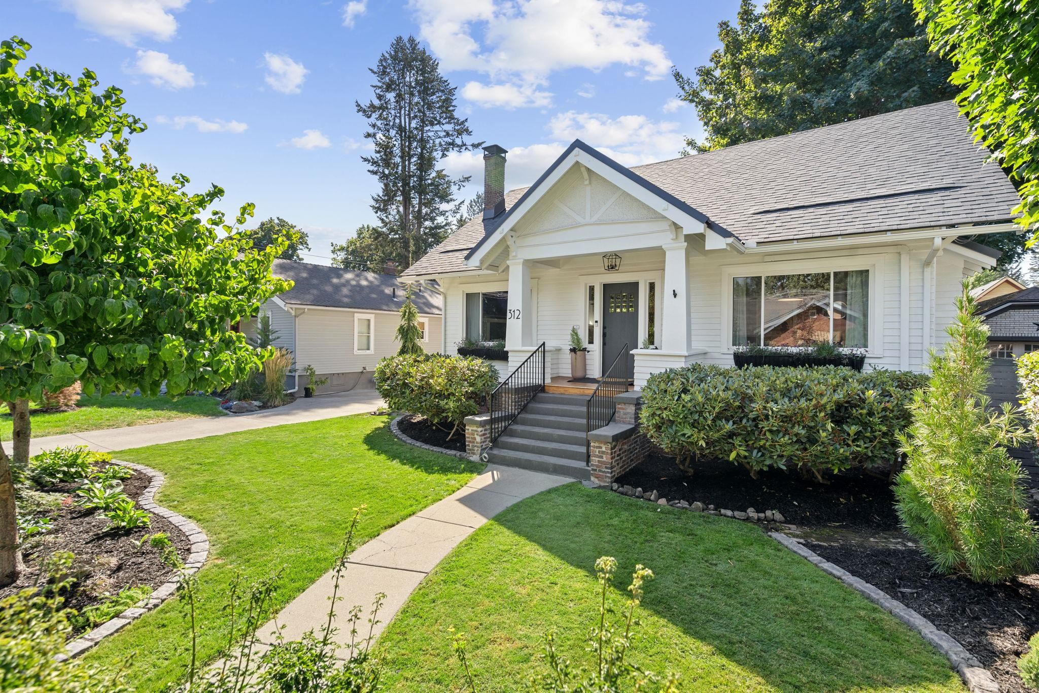 312 E 27th Ave - Photo 2