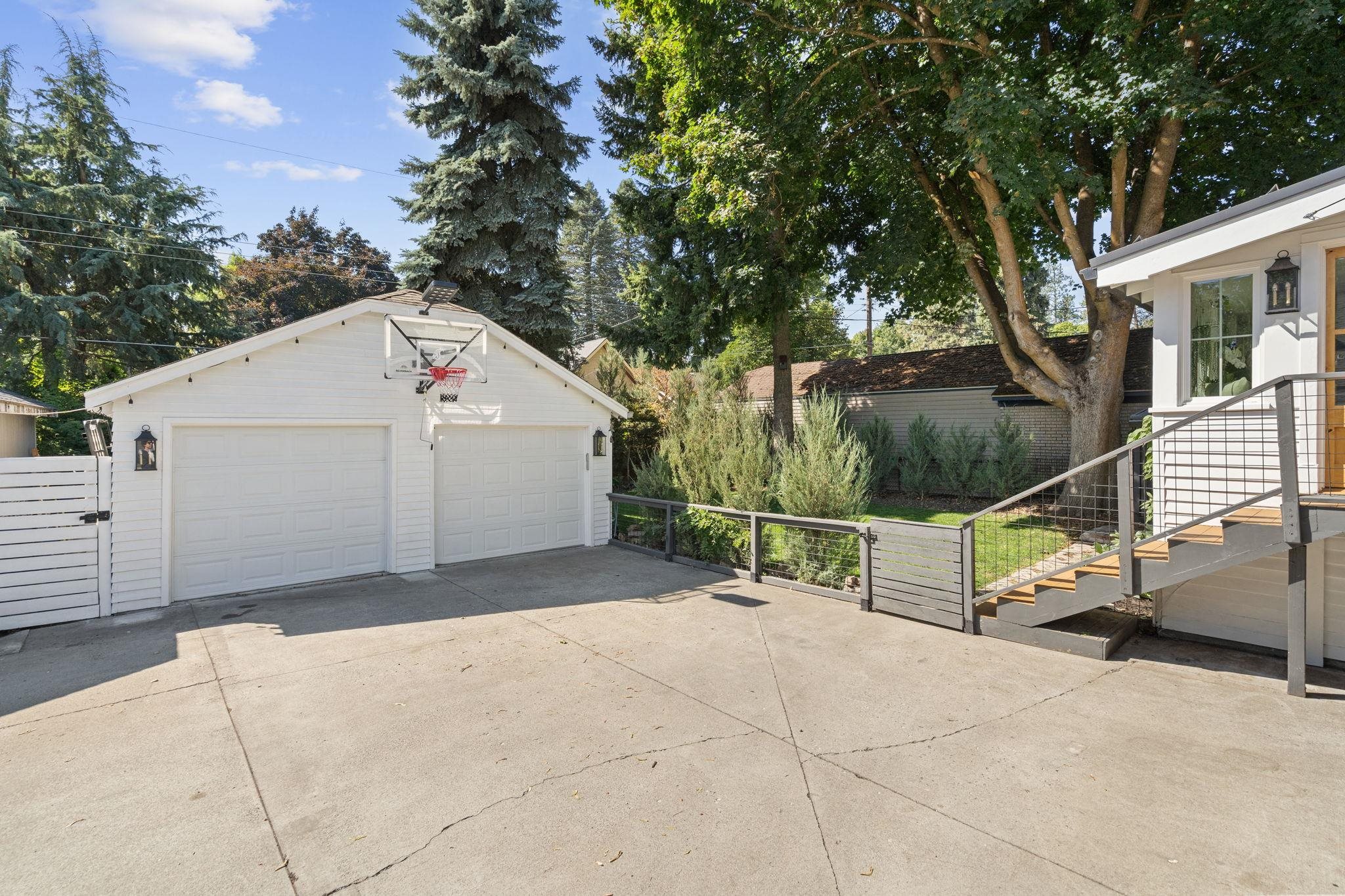 312 E 27th Ave - Photo 45