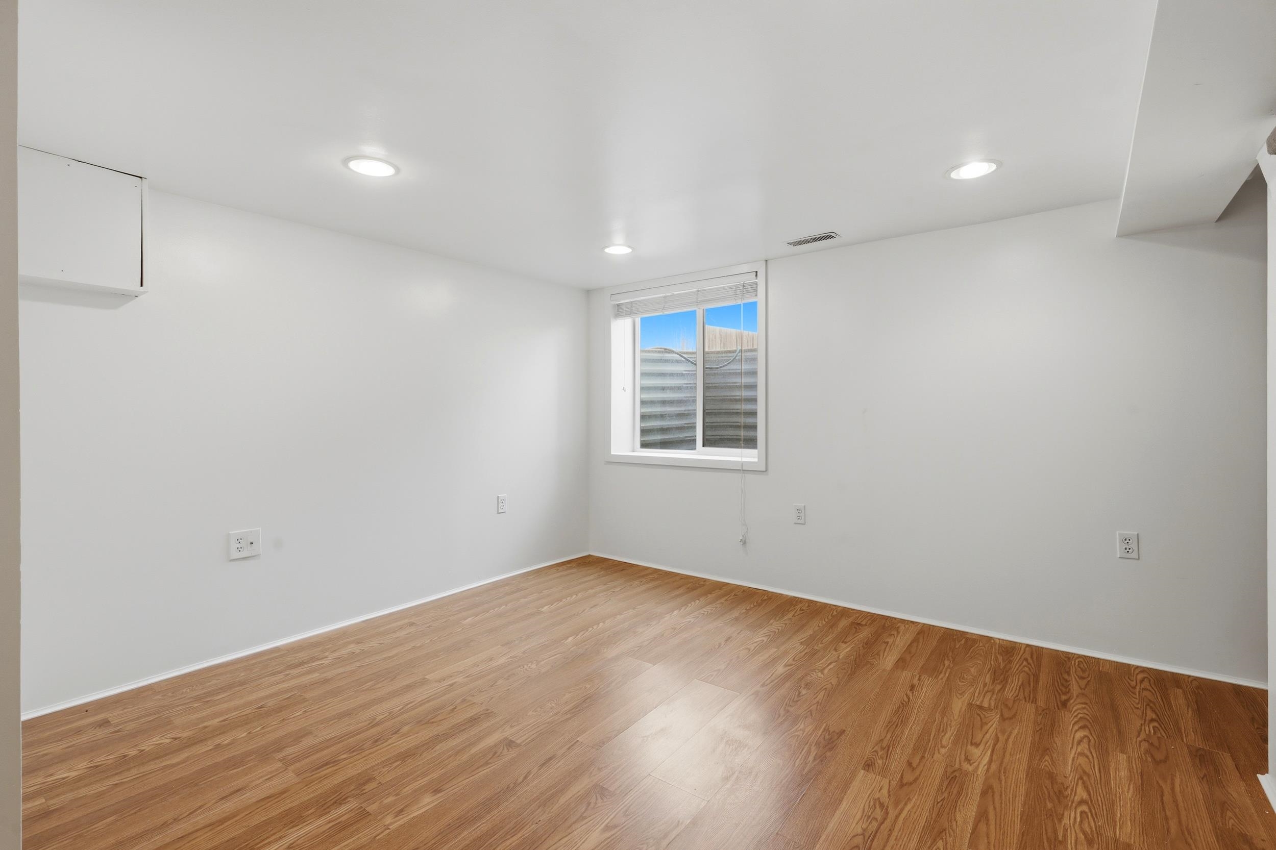 524 W Mansfield Ave - Photo 29