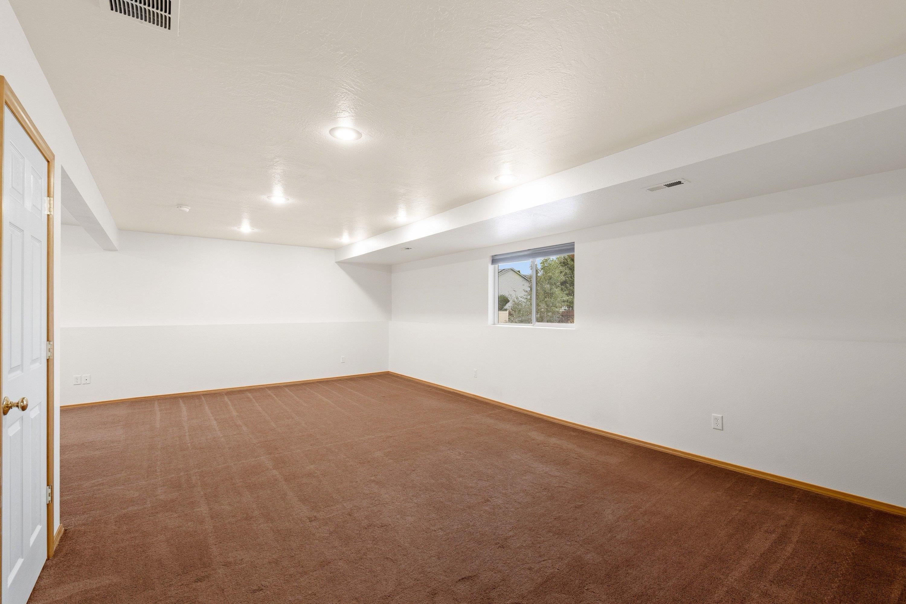 415 Simpson Pkwy - Photo 22