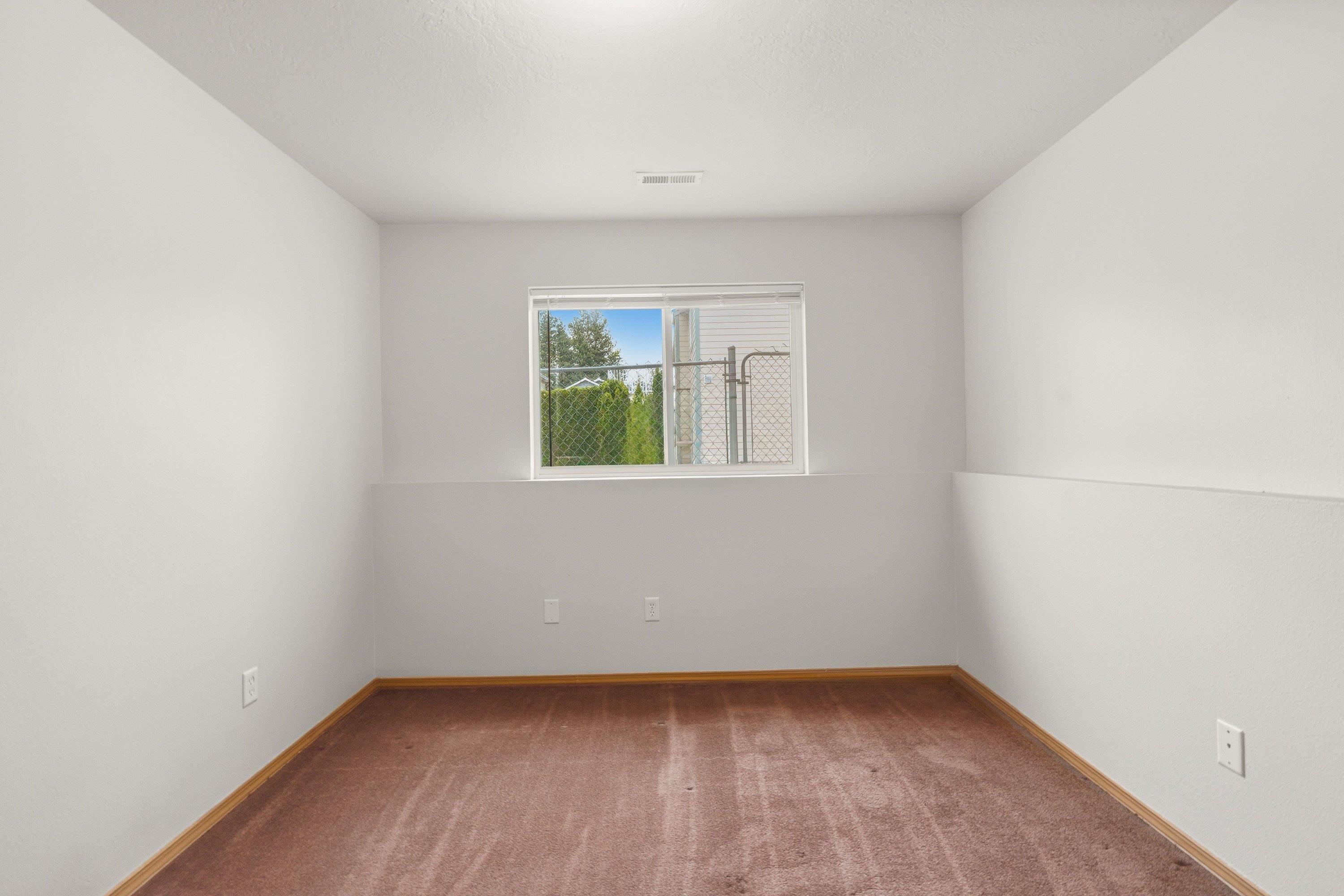415 Simpson Pkwy - Photo 24