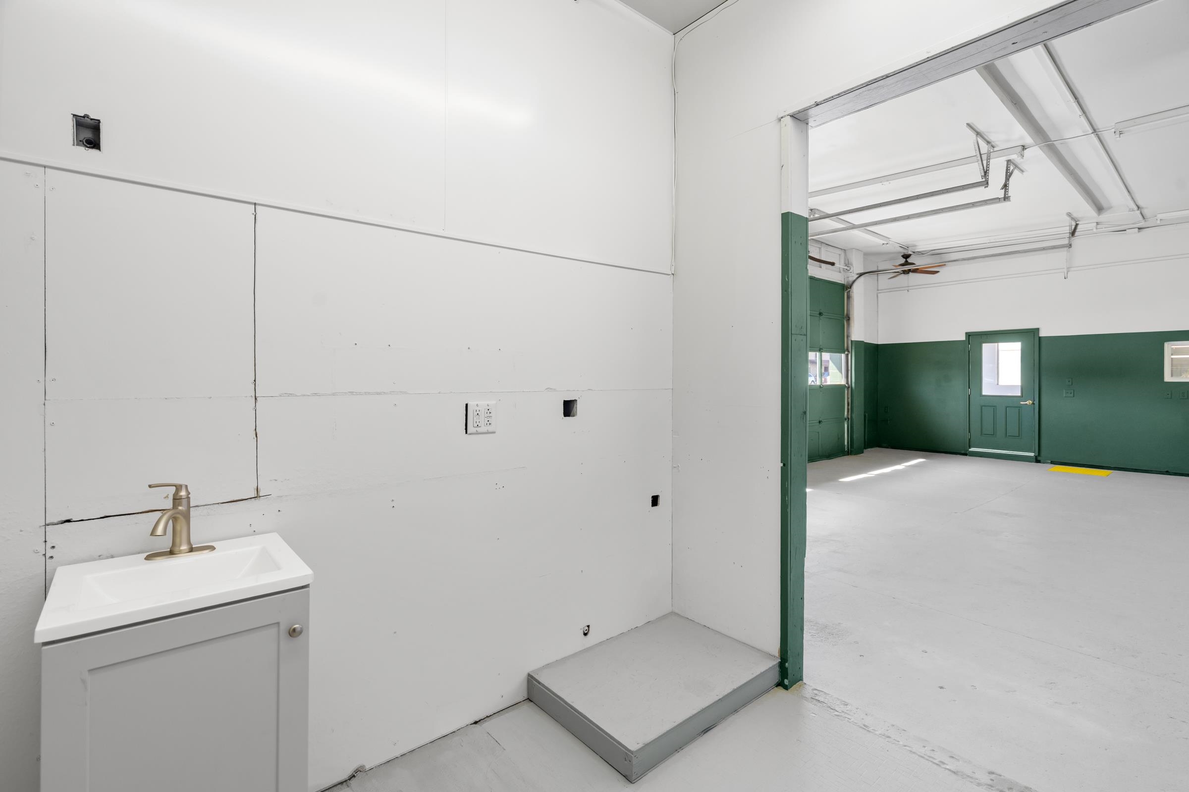 128 S Washington Ave - Photo 16