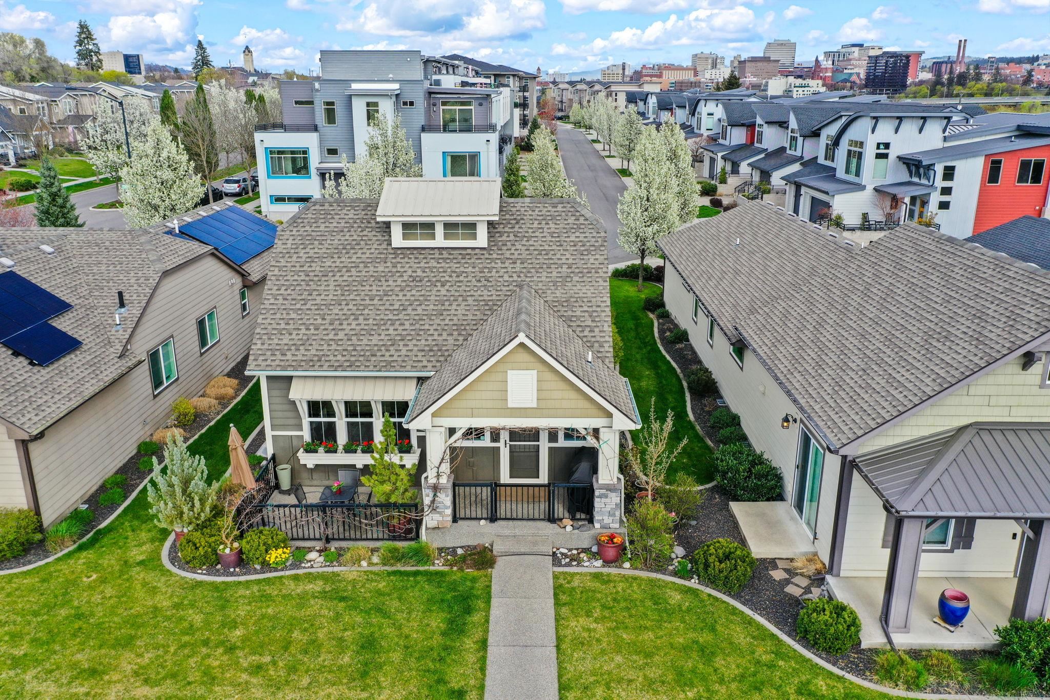 2027 W CENTENNIAL Way - Photo 1