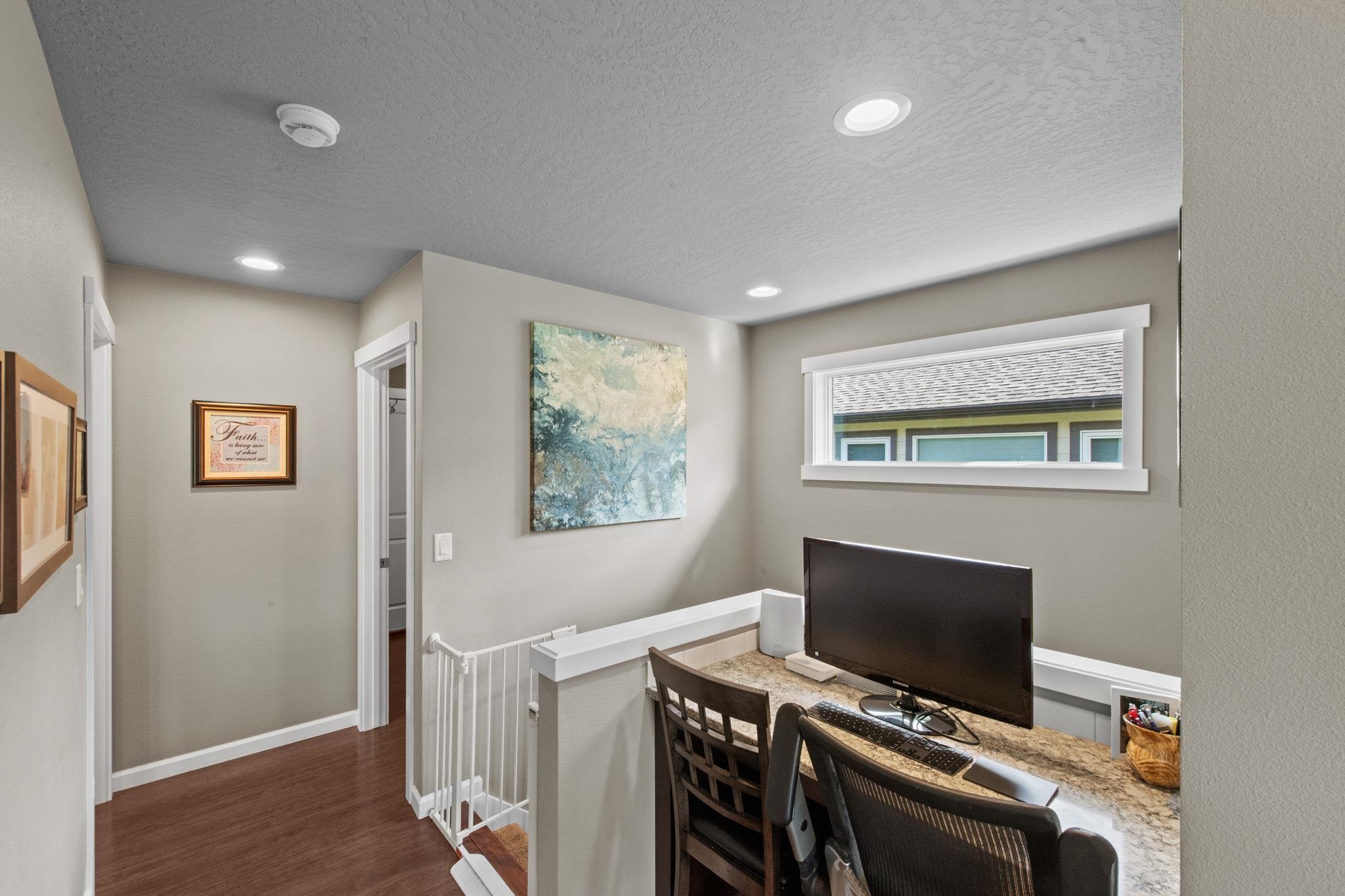 2027 W CENTENNIAL Way - Photo 35