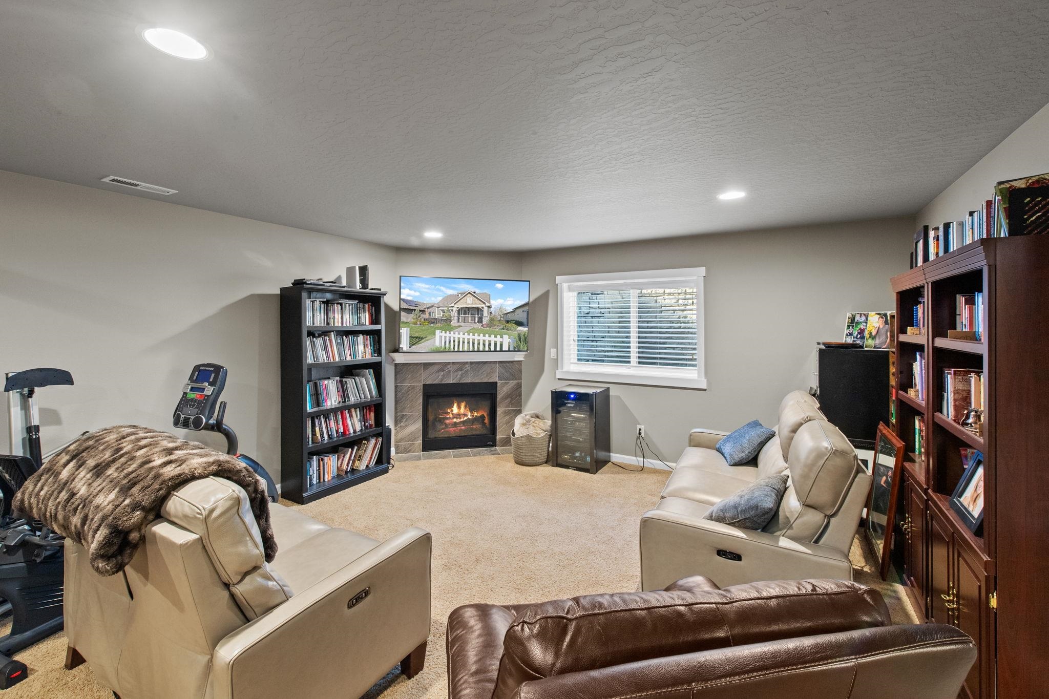 2027 W CENTENNIAL Way - Photo 43