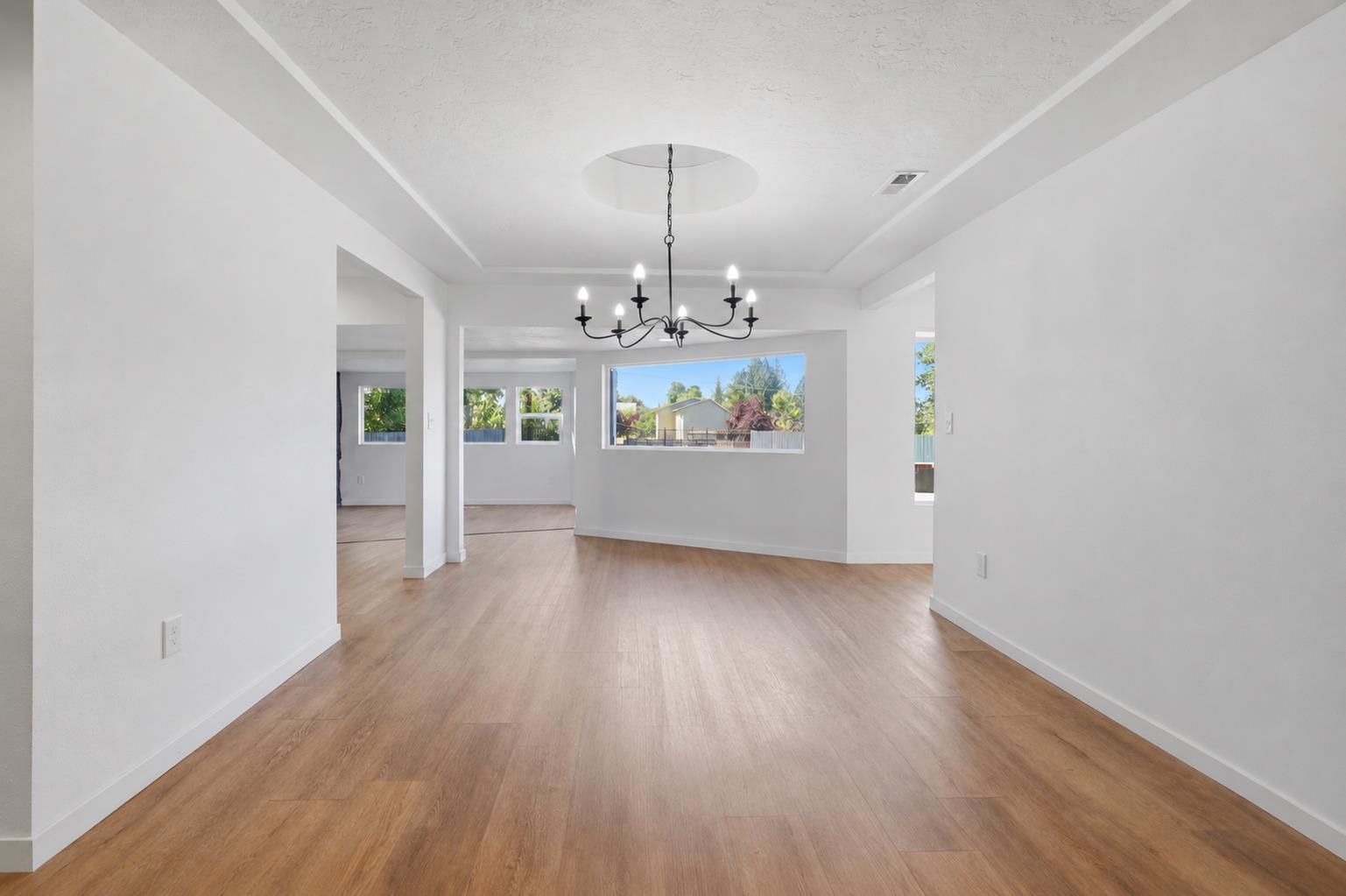 1627 W Courtland Ave - Photo 7