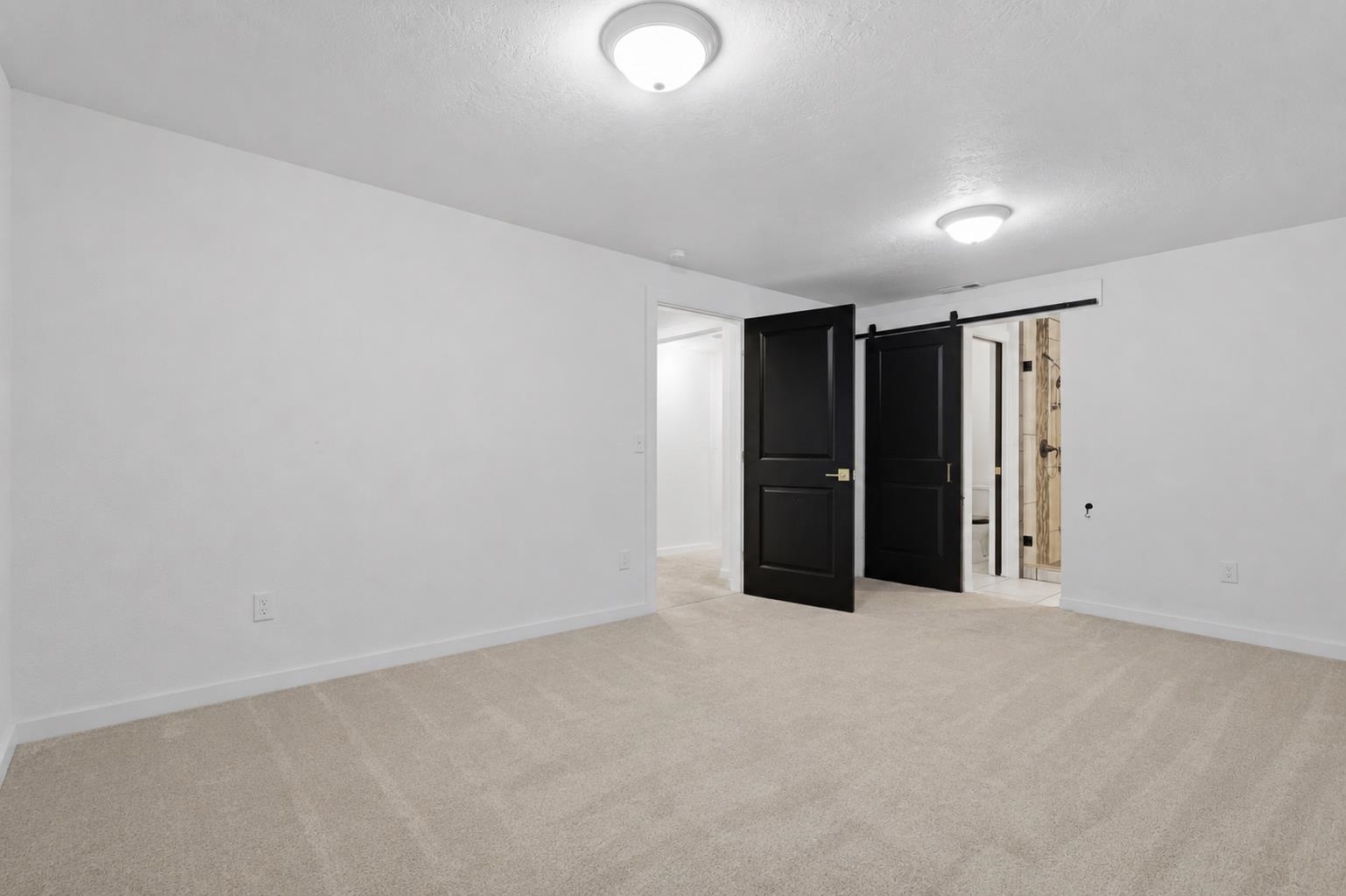 1627 W Courtland Ave - Photo 23