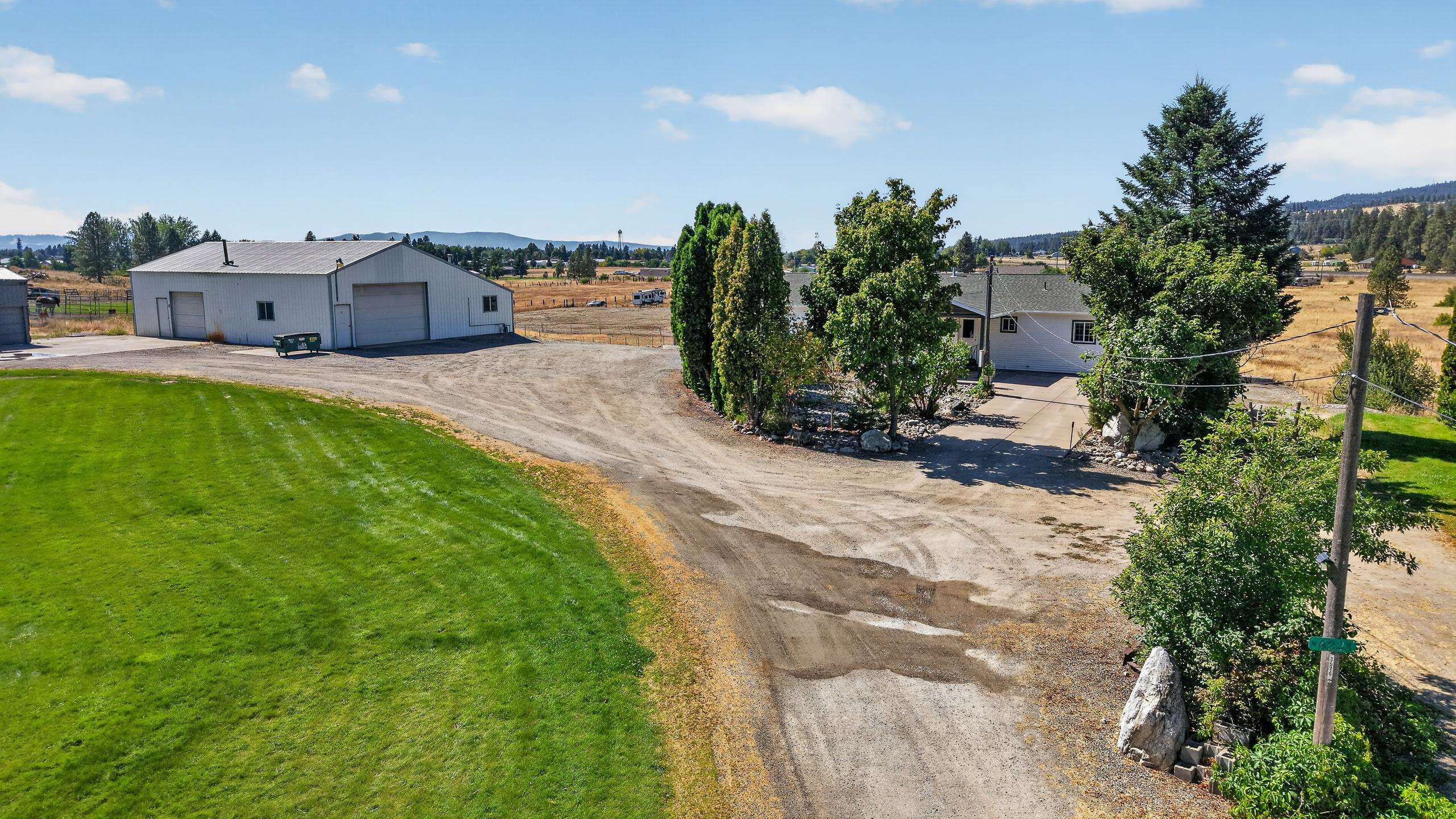 6225 N Malvern Rd - Photo 1