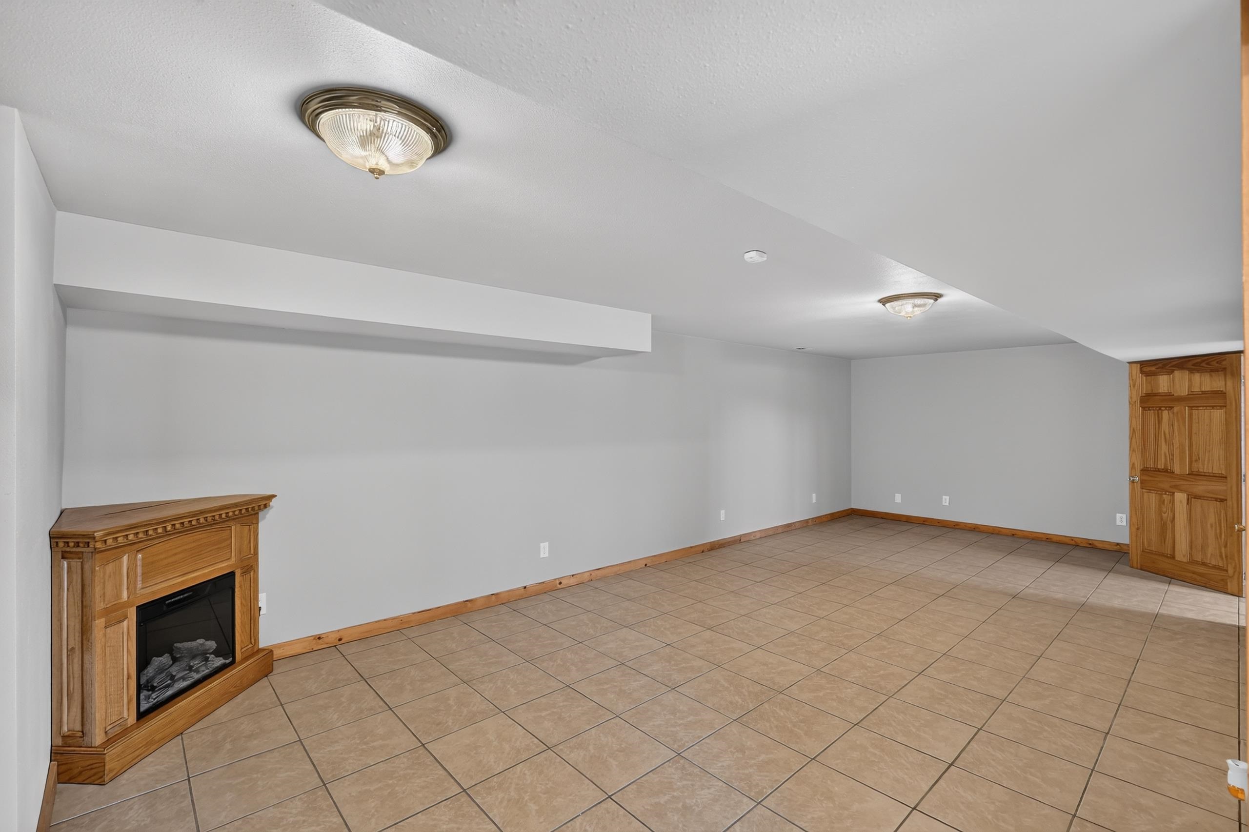 6225 N Malvern Rd - Photo 31
