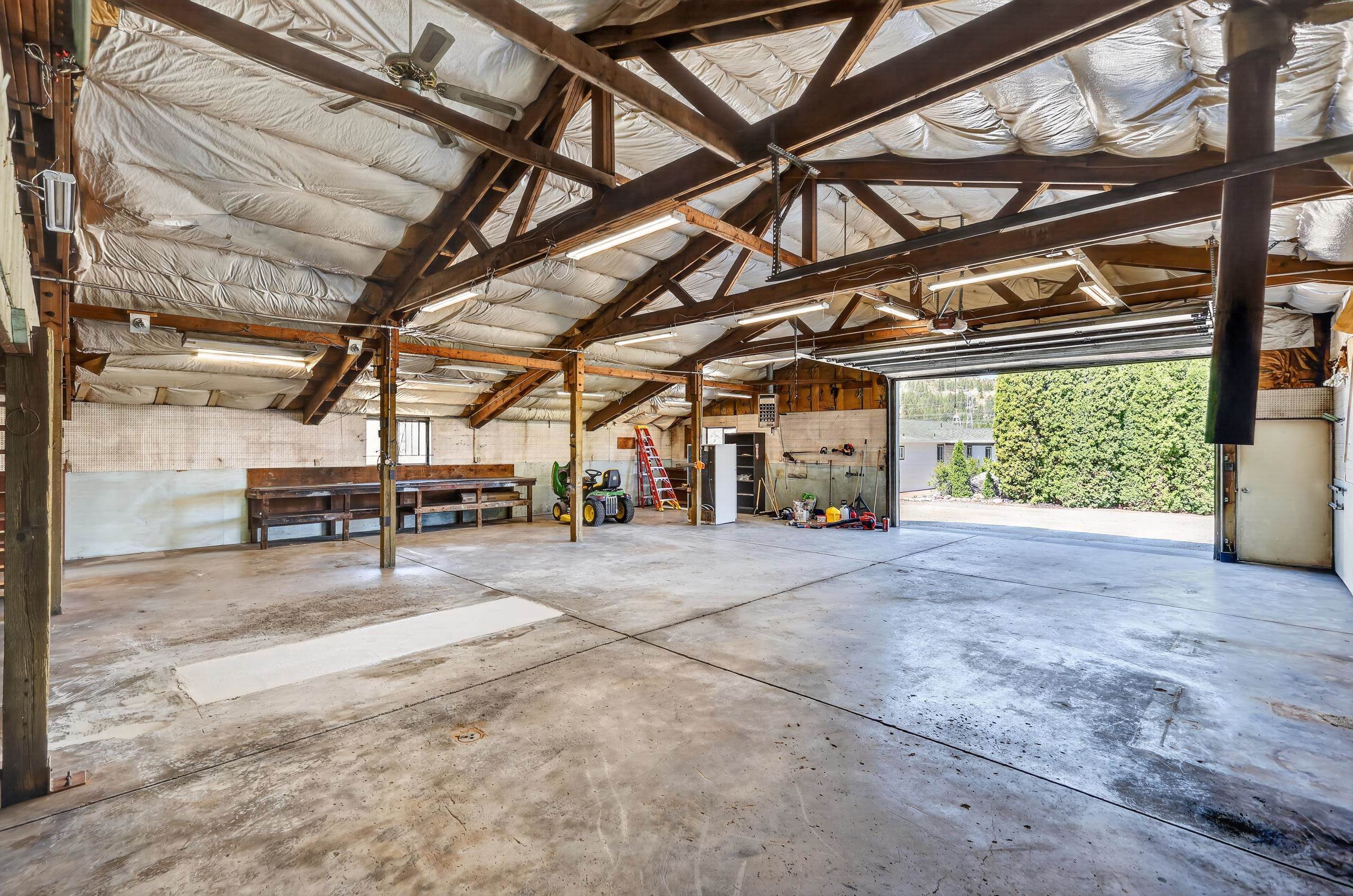 6225 N Malvern Rd - Photo 44