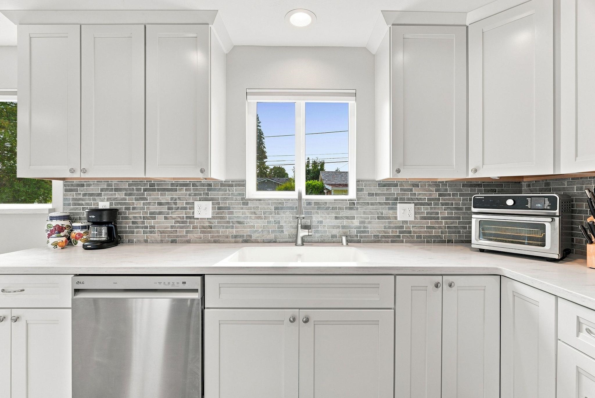 824 E Sanson Ave - Photo 10