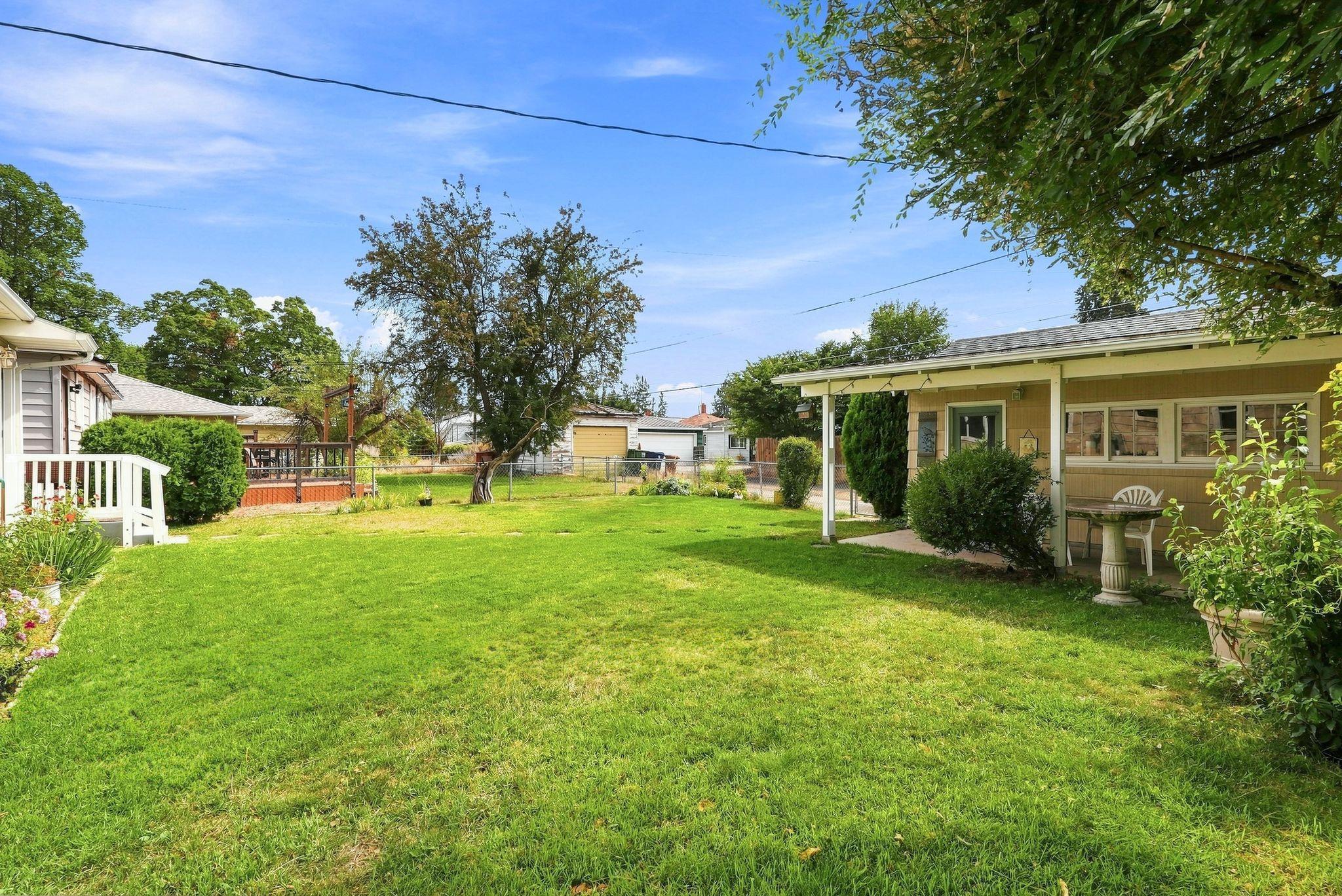 824 E Sanson Ave - Photo 30