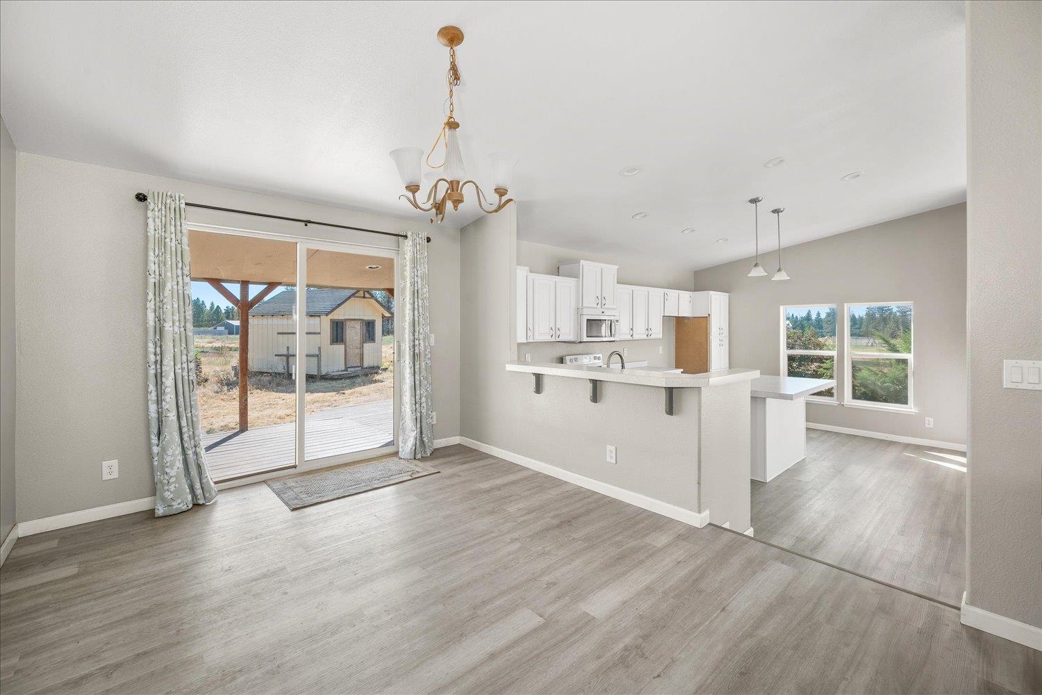 1117 W Paradise Rd - Photo 7
