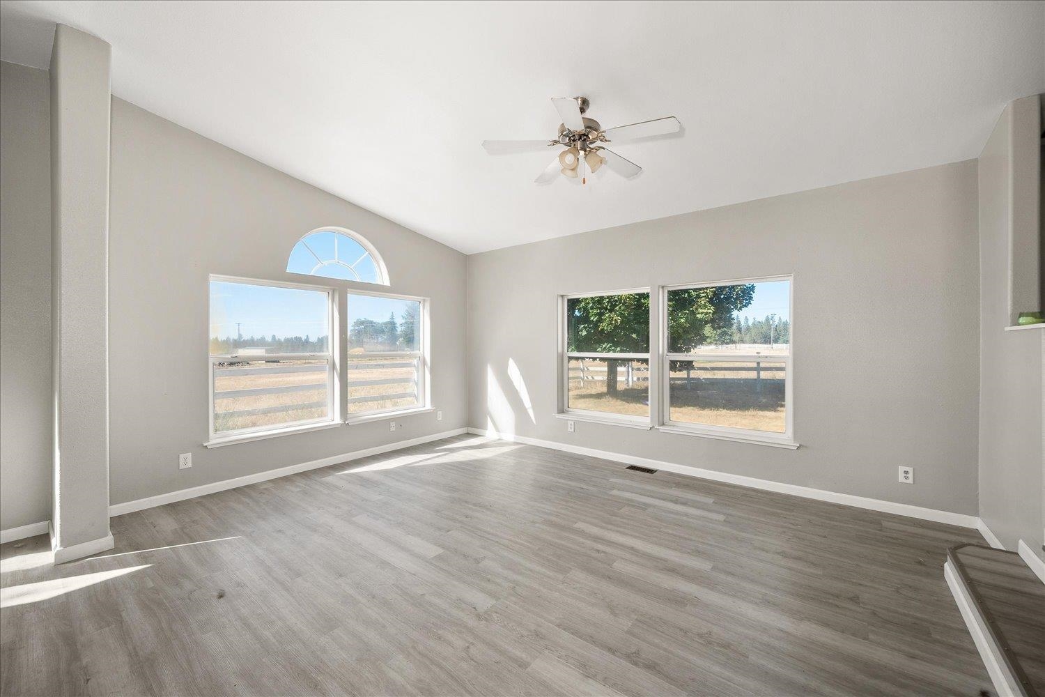 1117 W Paradise Rd - Photo 10