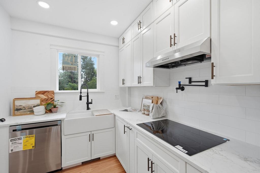 1528 E 18th Ave - Photo 9