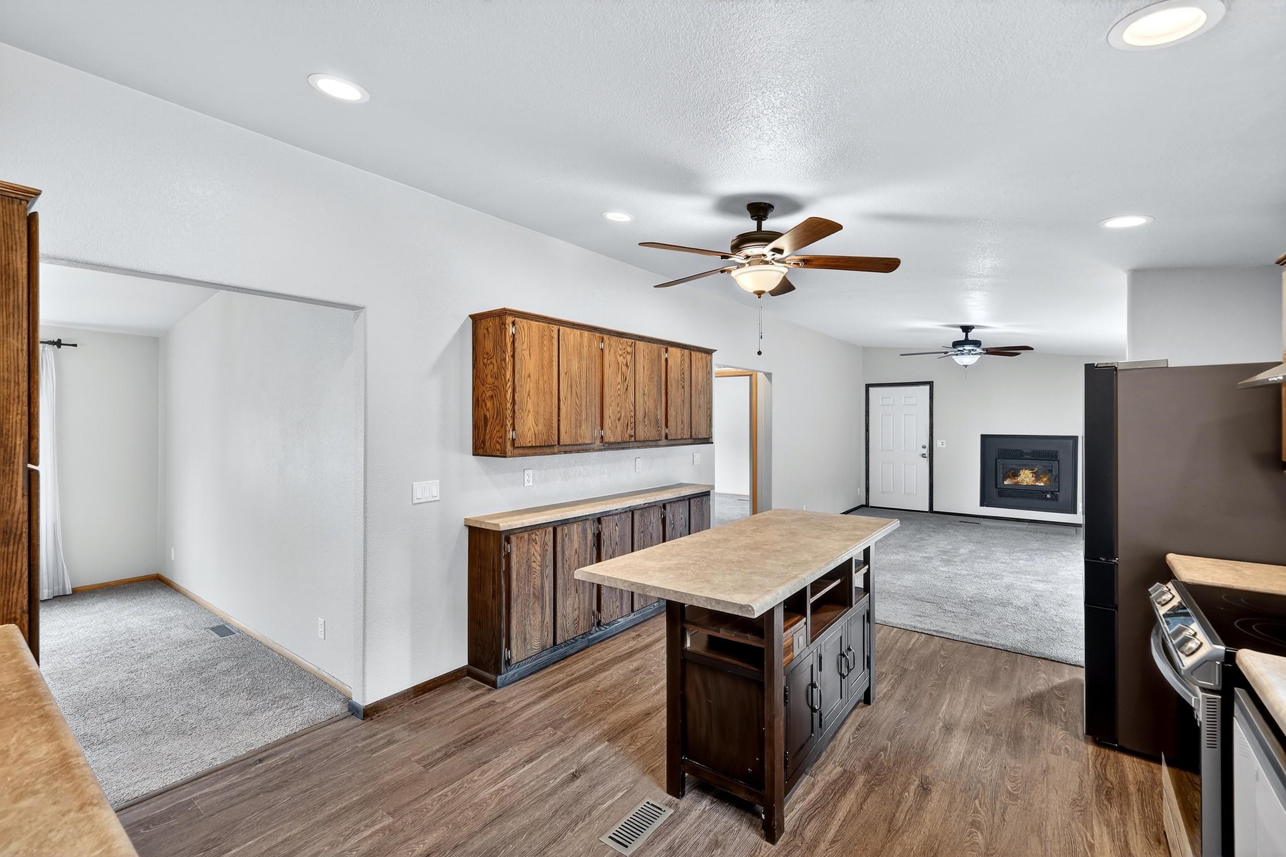 3602 Spring Valley Rd - Photo 4