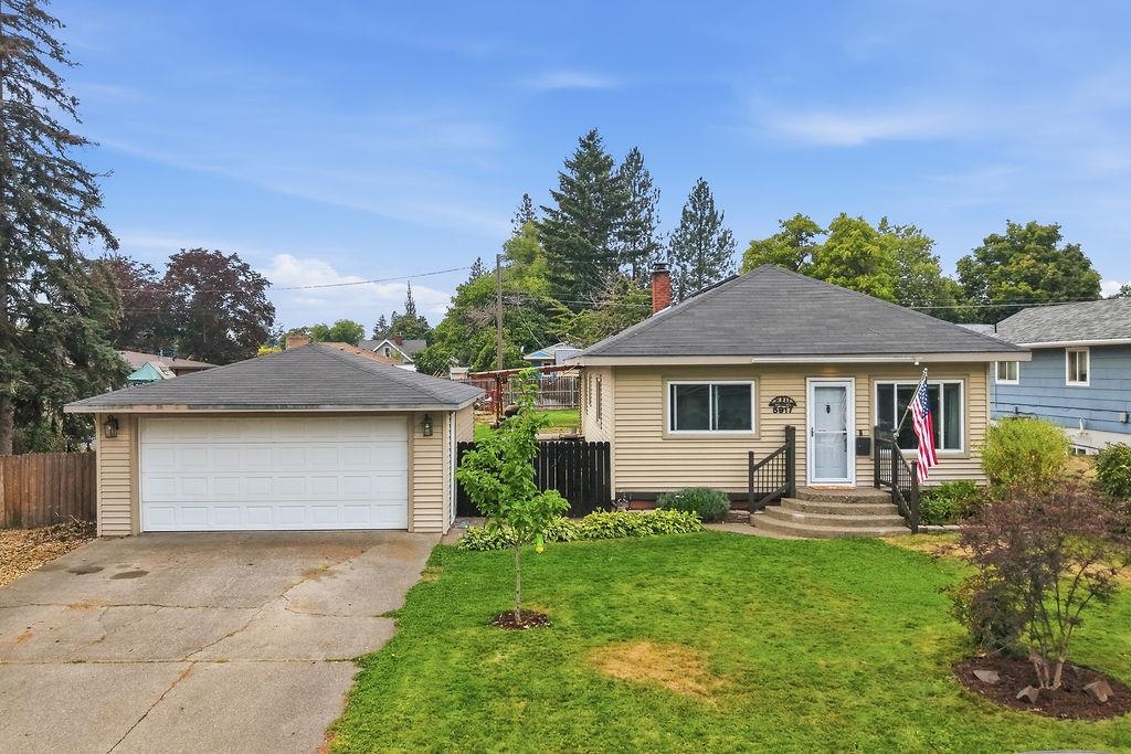 5917 N Stevens St - Photo 4