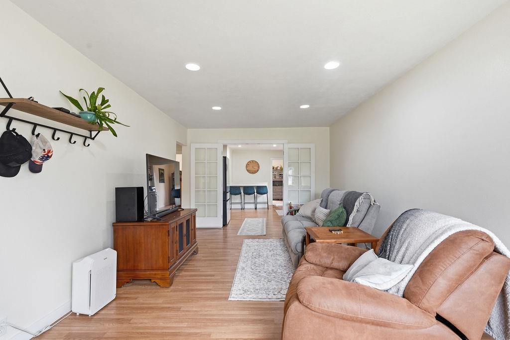 5917 N Stevens St - Photo 9