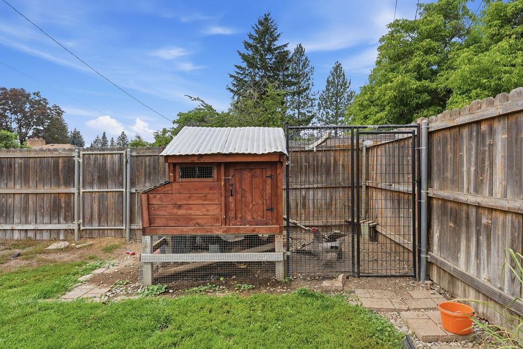 5917 N Stevens St - Photo 36