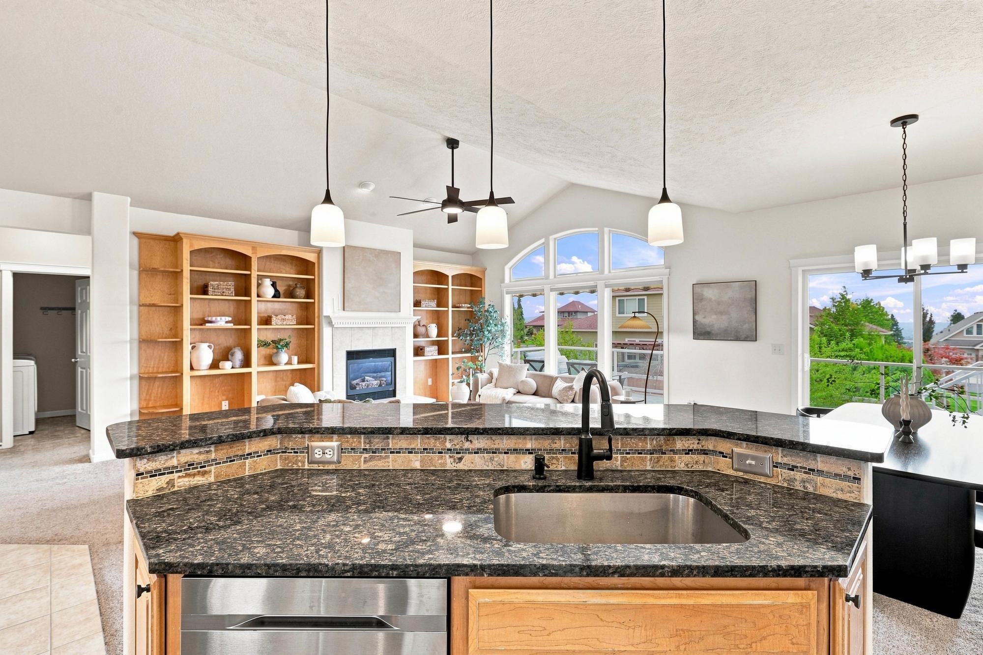 2315 W Chadwick Ln - Photo 16