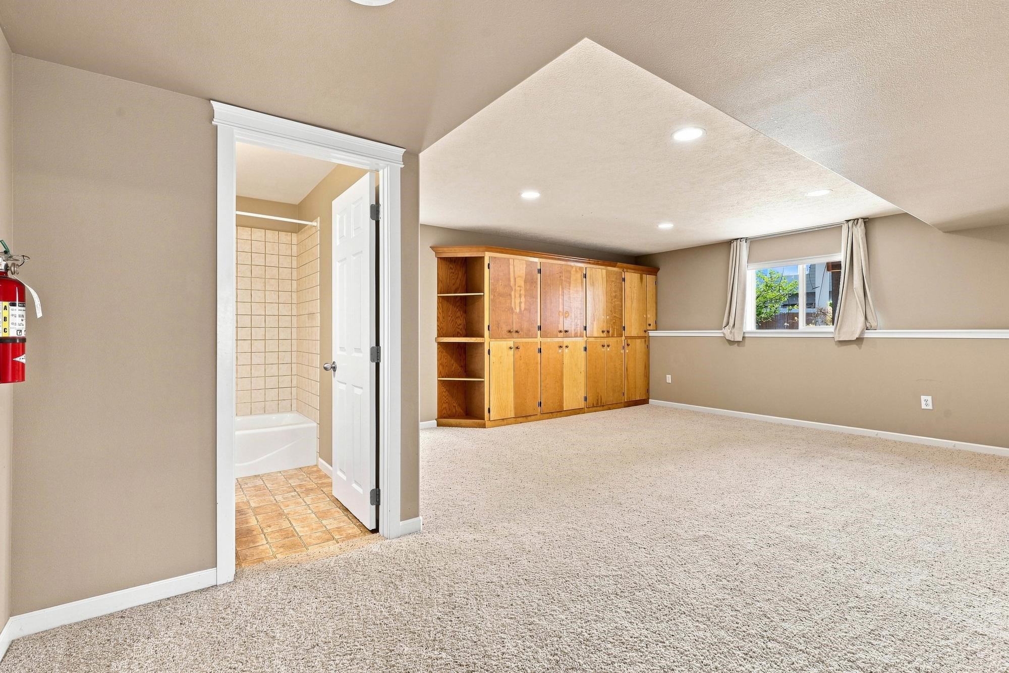 2315 W Chadwick Ln - Photo 30