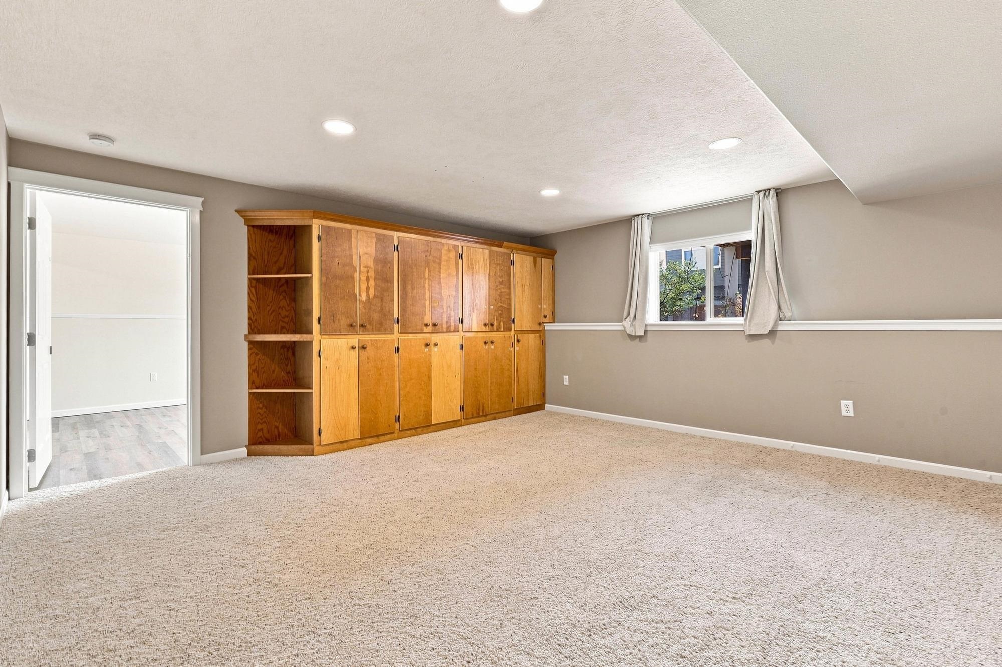 2315 W Chadwick Ln - Photo 31