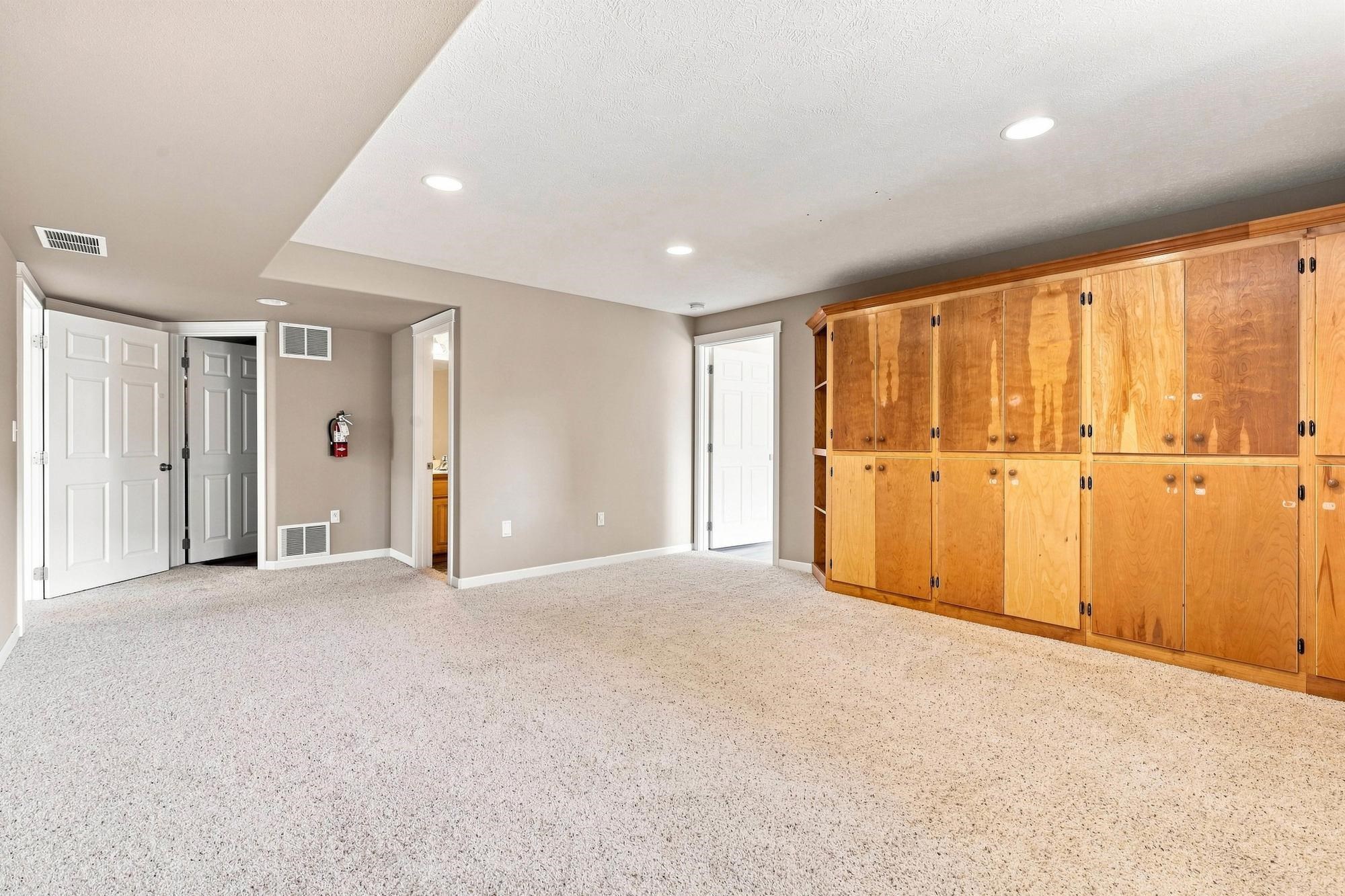 2315 W Chadwick Ln - Photo 32