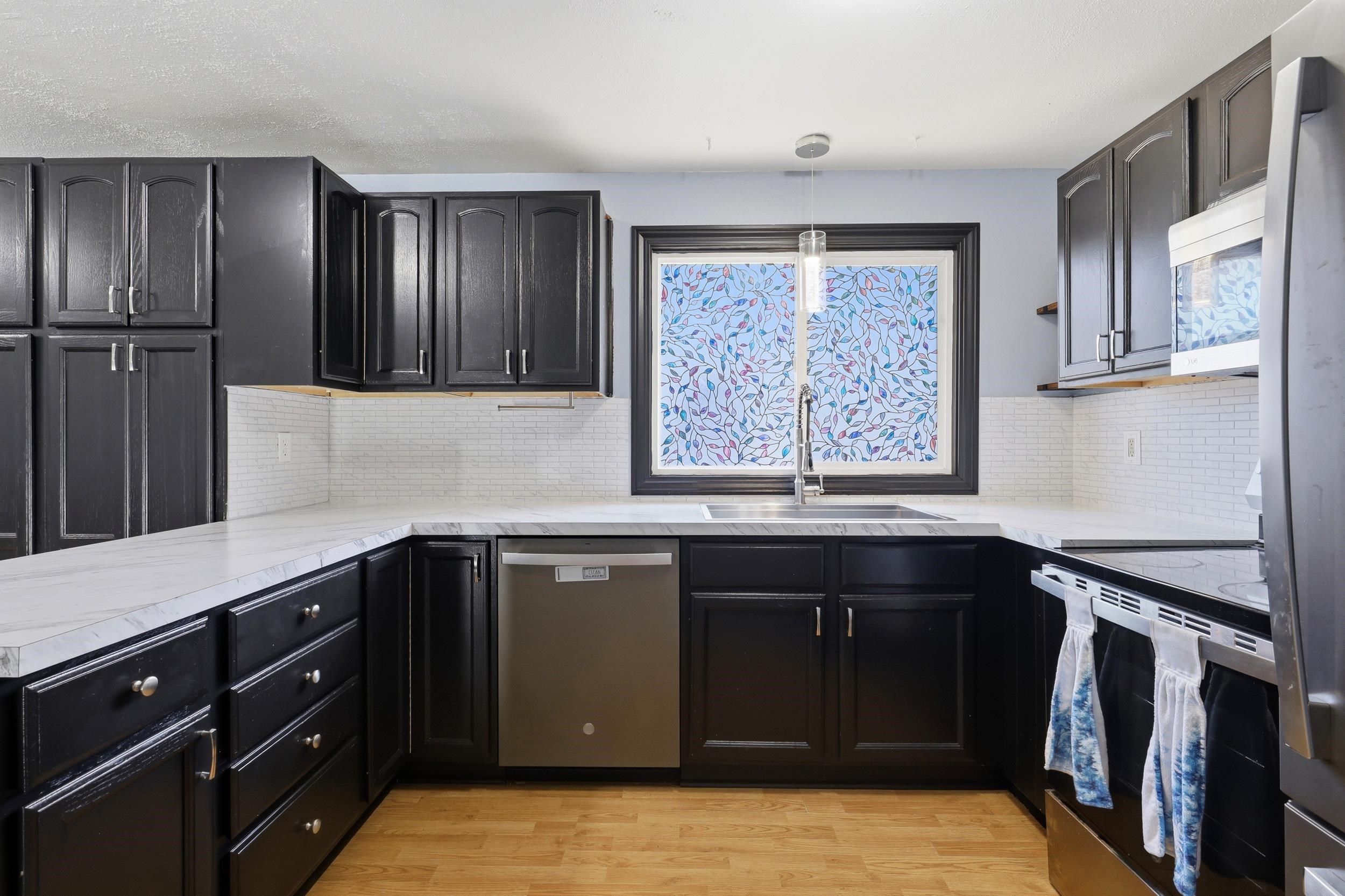 2721 S FREYA St - Photo 8