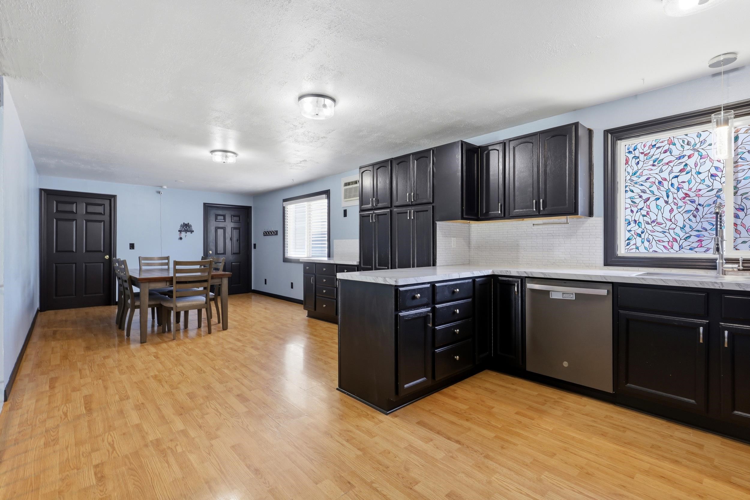 2721 S FREYA St - Photo 10