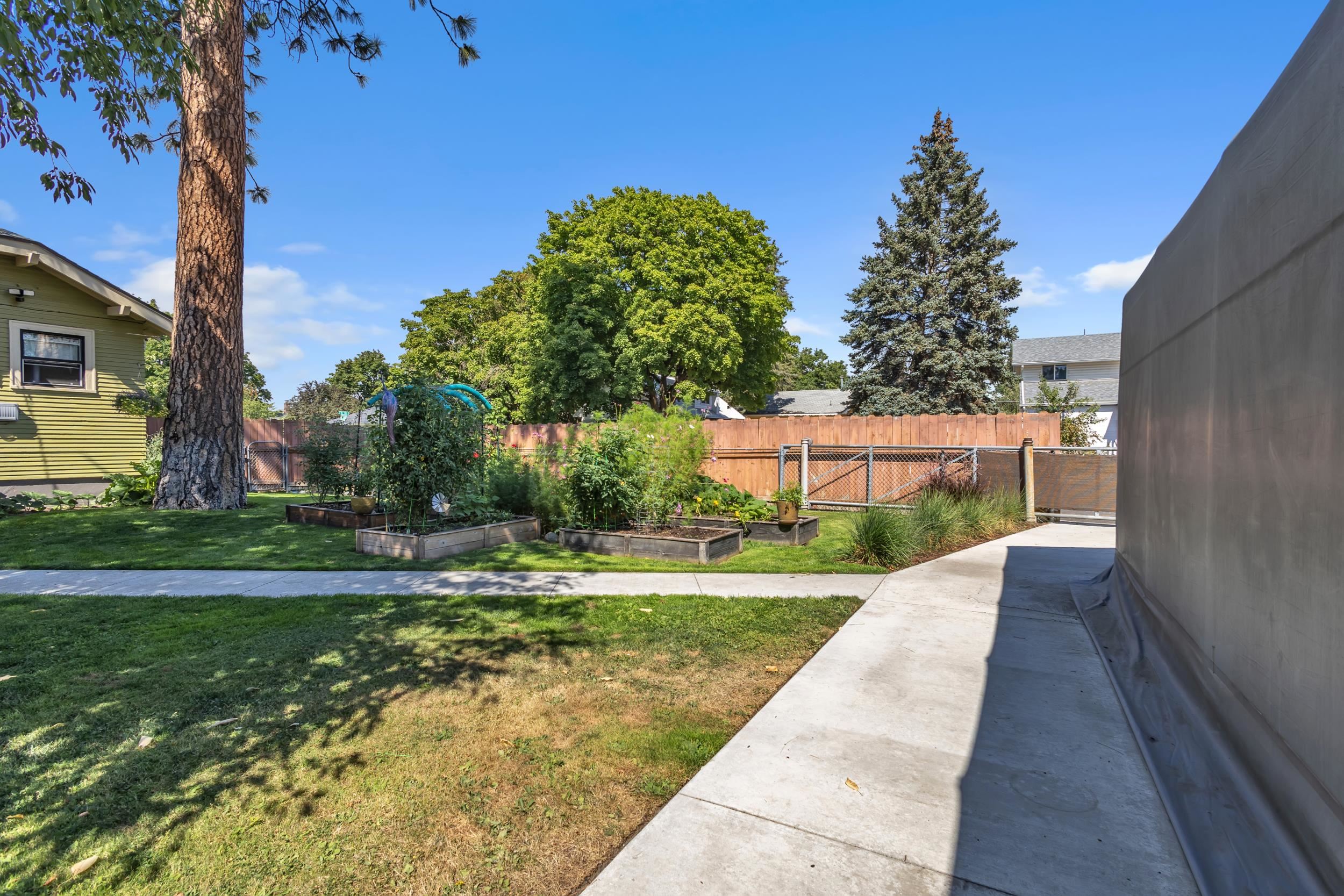 3828 N E St - Photo 40