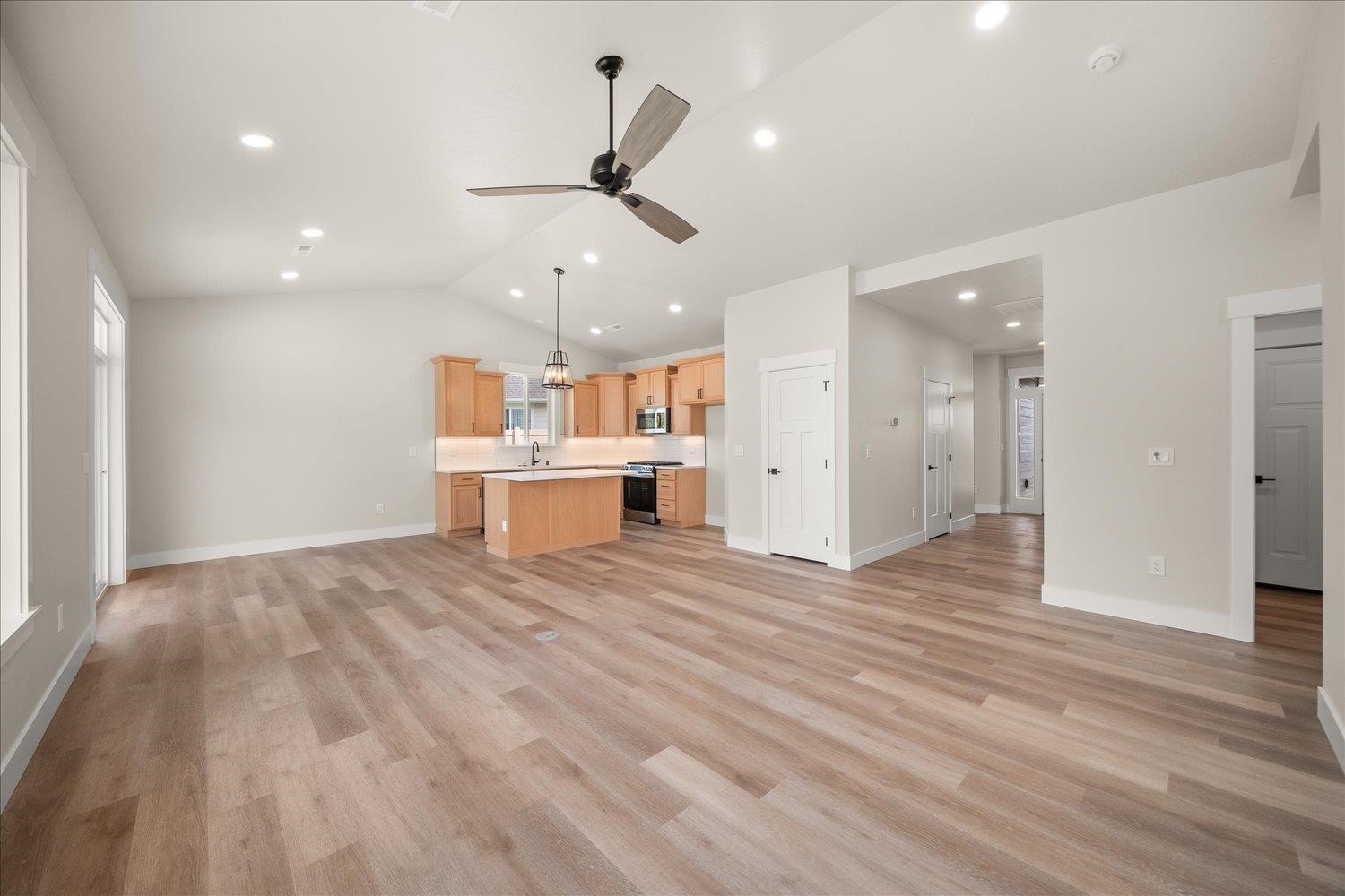 18191 N Morton Ct - Photo 5