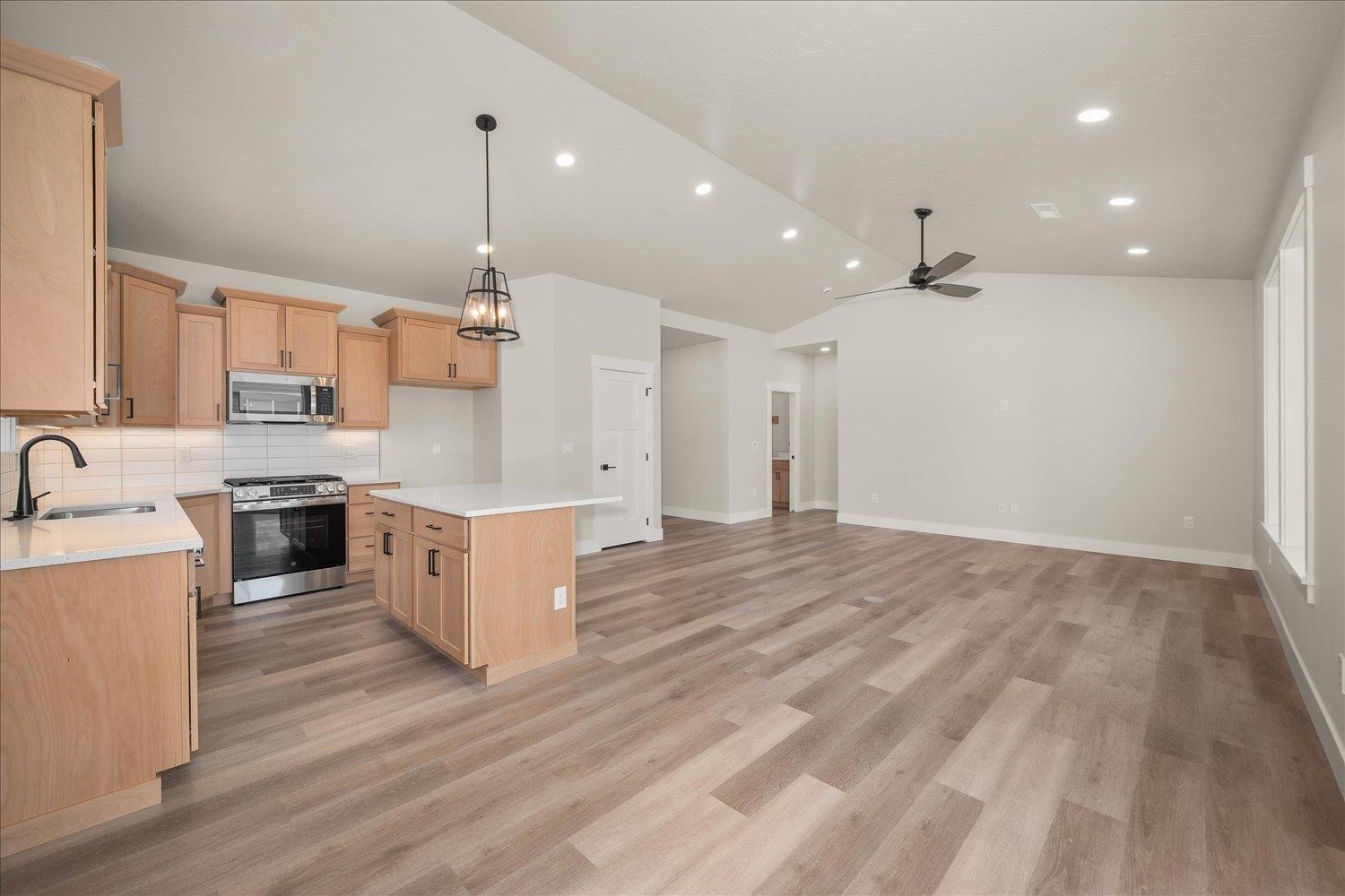 18191 N Morton Ct - Photo 9