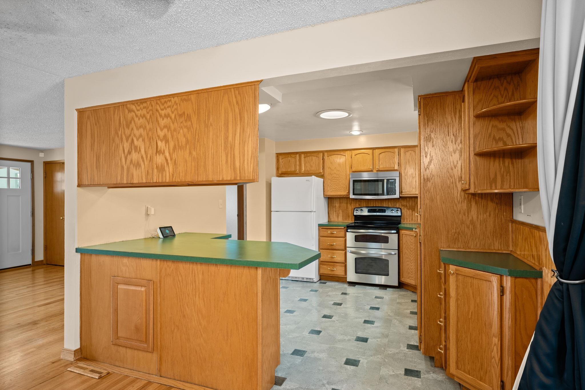 6628 N AUDUBON St - Photo 9