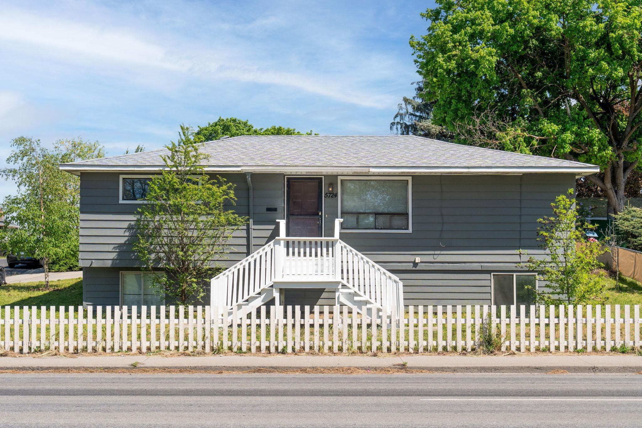5724 N Nevada St - Photo 1