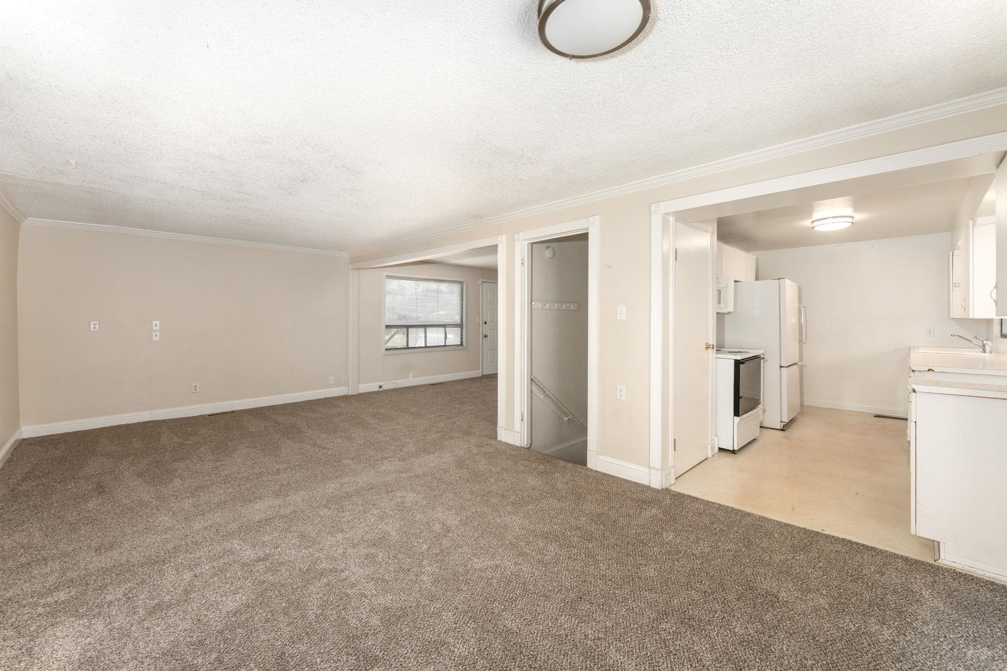 5724 N Nevada St - Photo 7