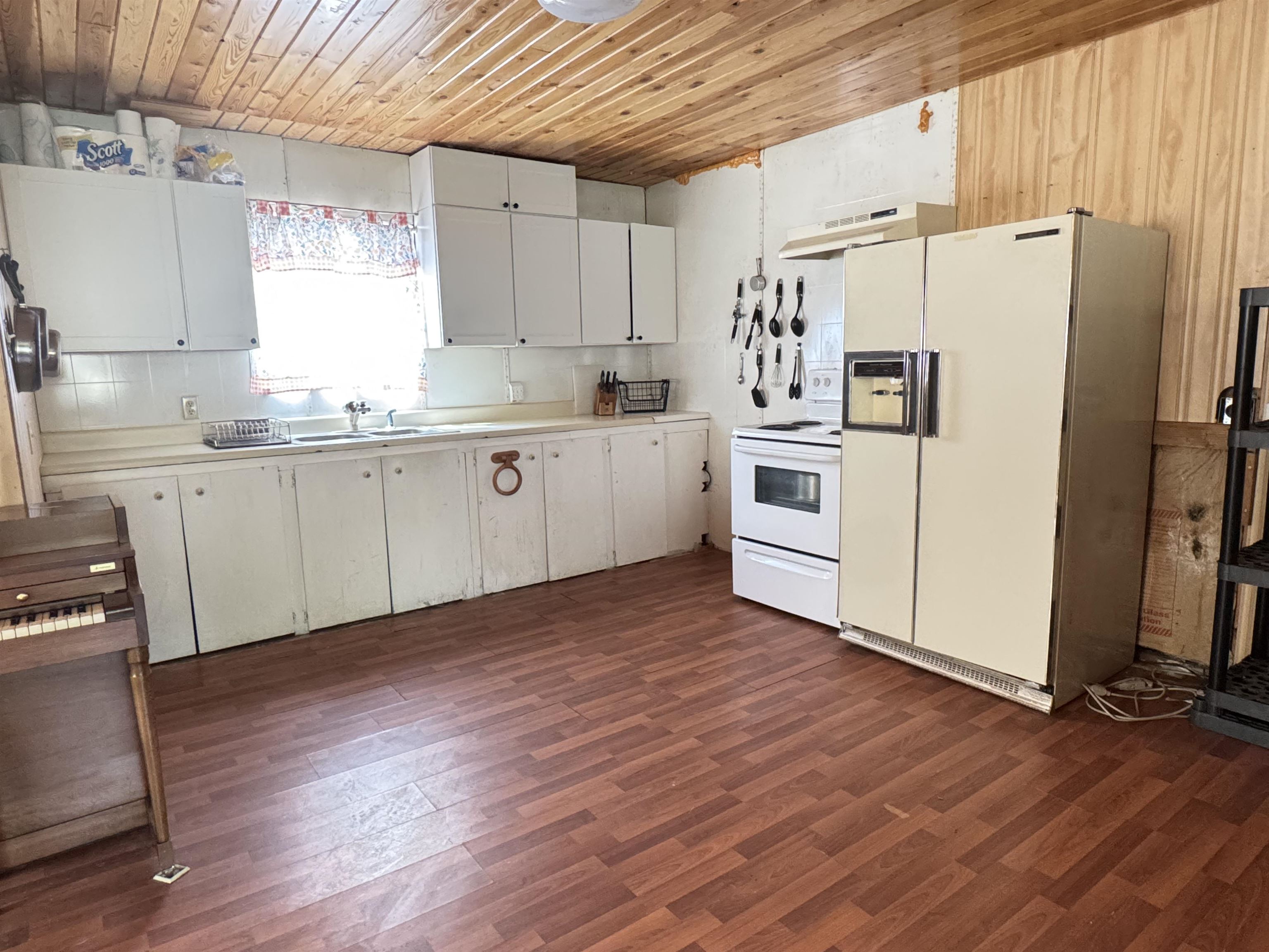 19821 N Mathias Ln - Photo 21