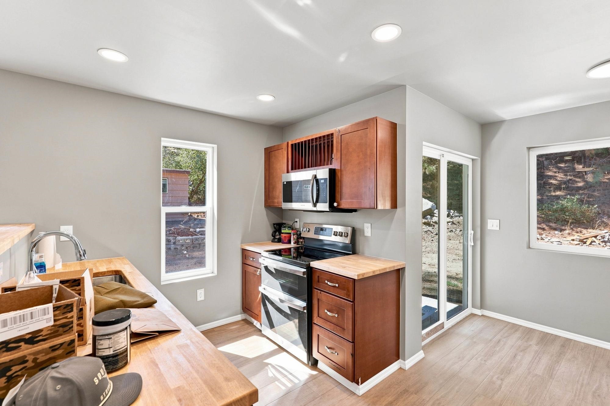 1352 S Lindeke St - Photo 6