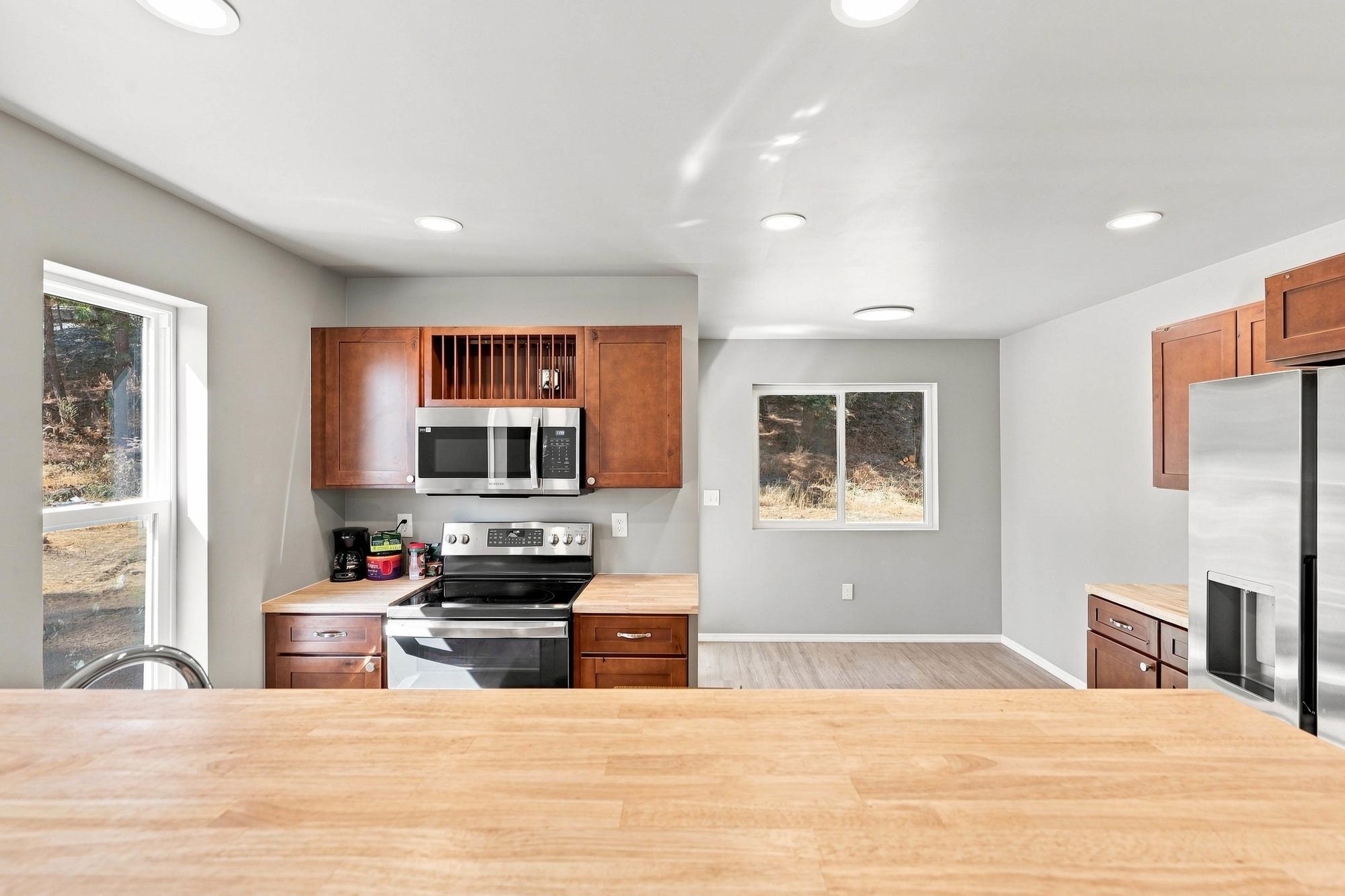 1352 S Lindeke St - Photo 8