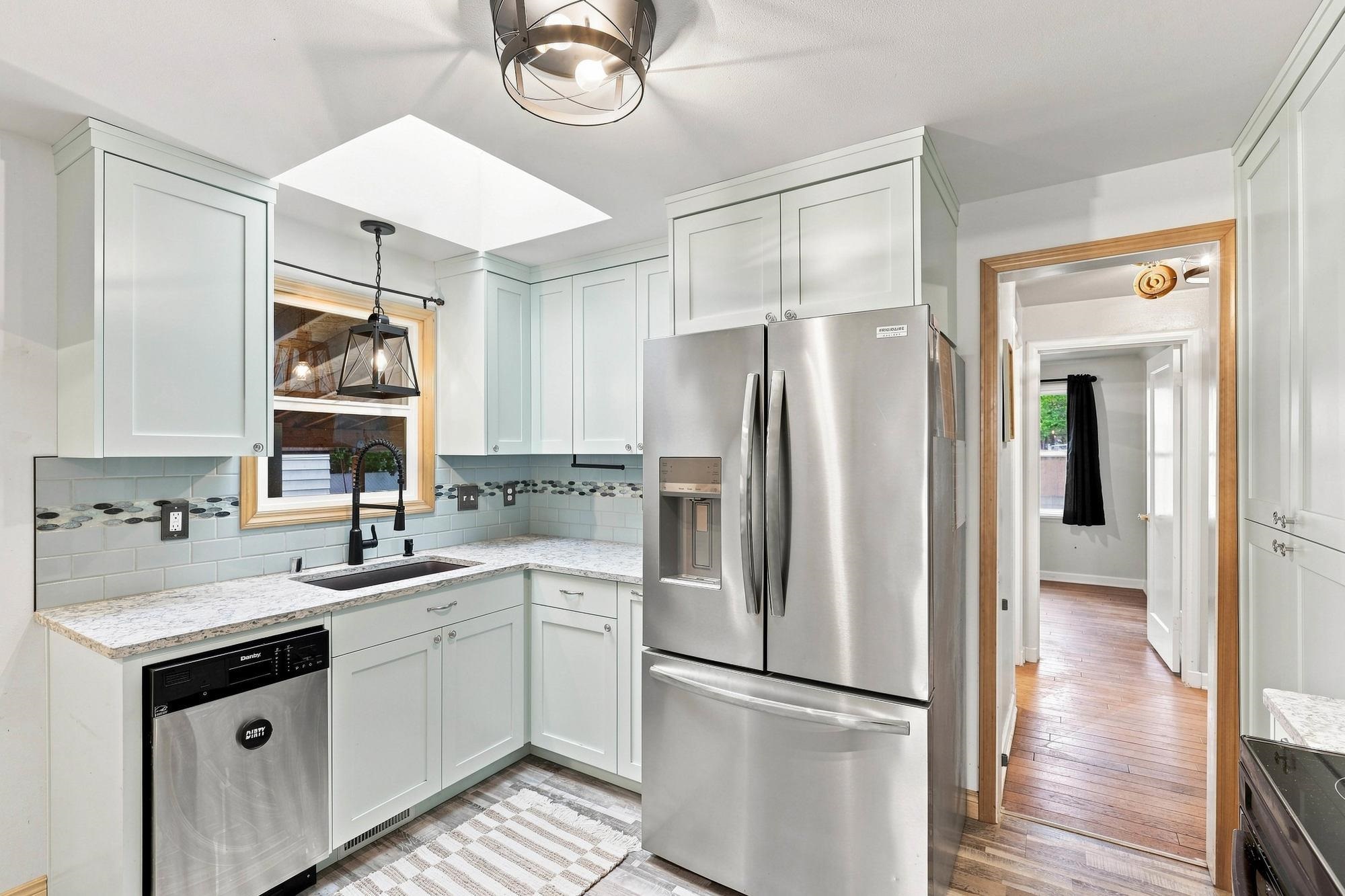2630 W Lacrosse Ave - Photo 8